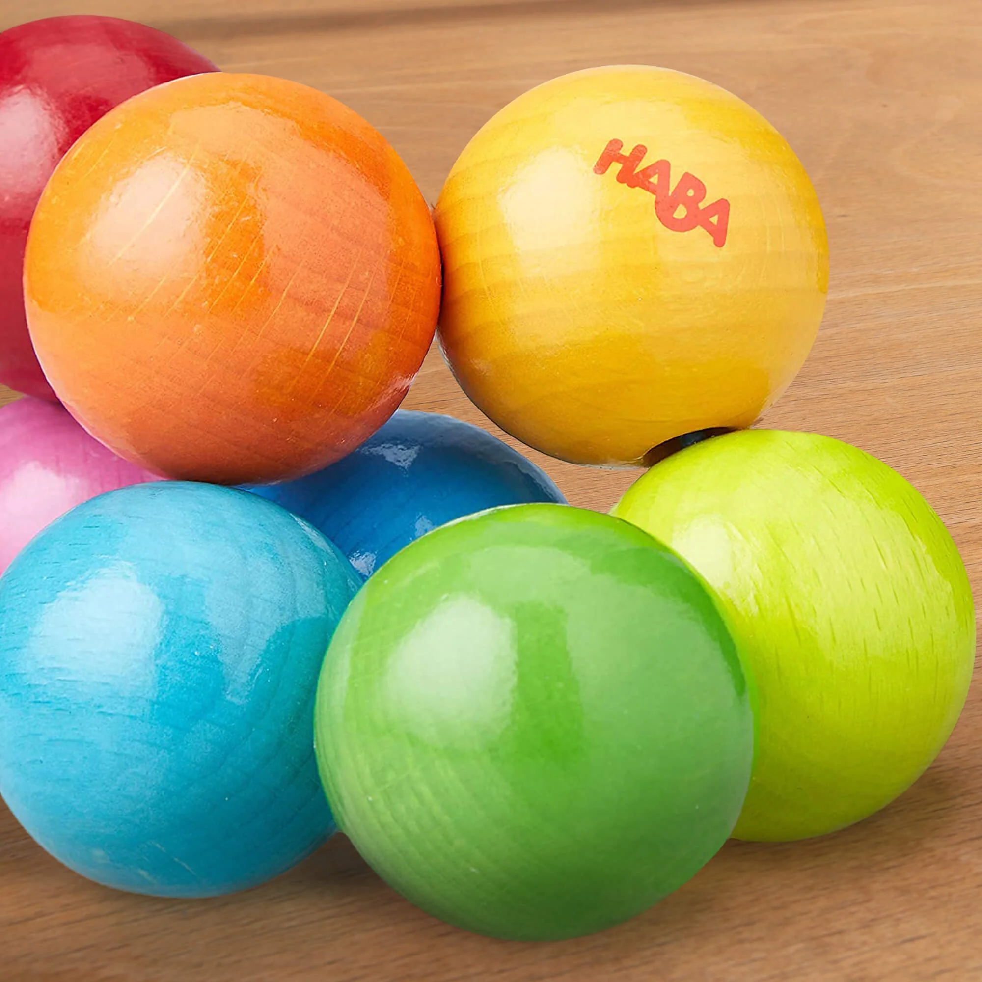 Magica Wooden Clutching Toy - Image 5