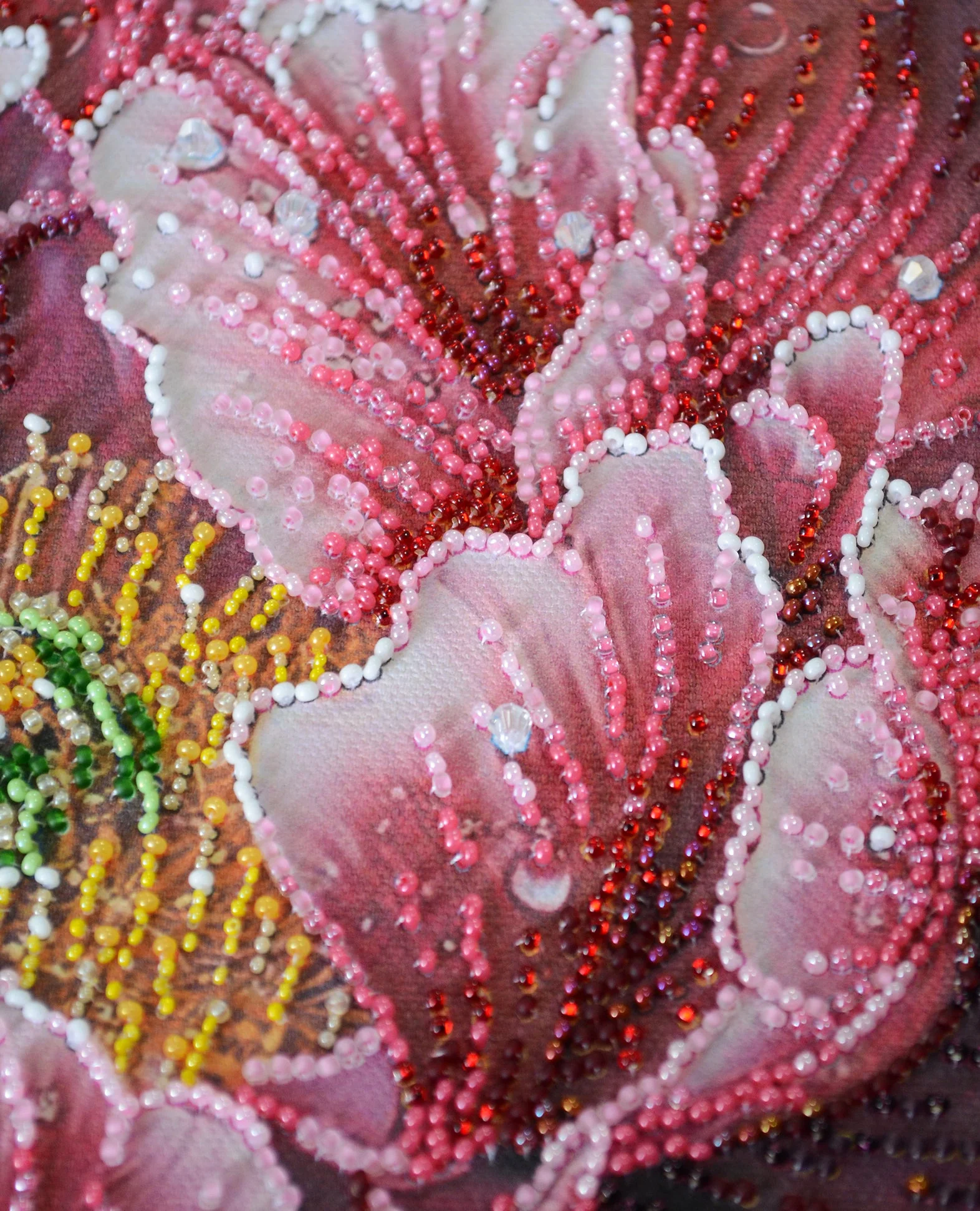 Main Bead Embroidery Kit - Dew's Kiss AB-951 - Image 2