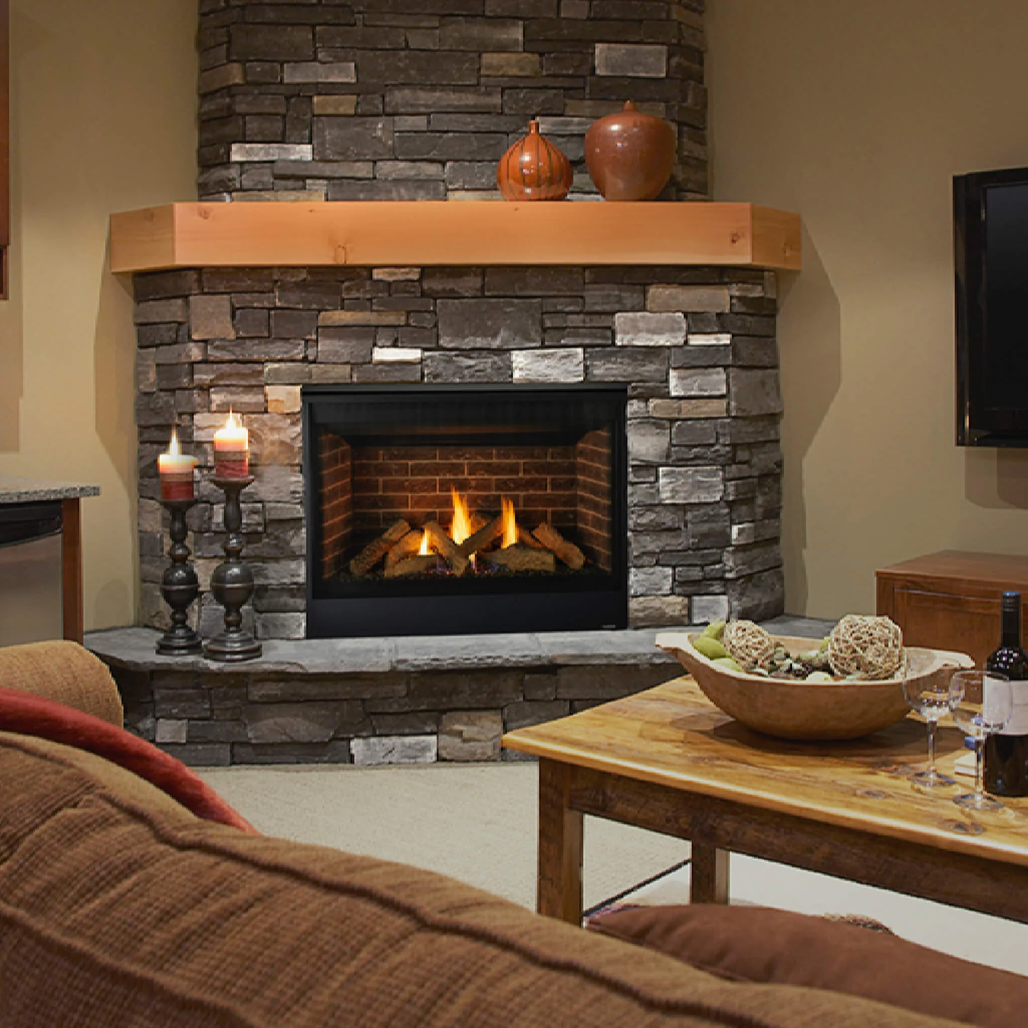 Majestic Quartz 42-Inch Direct Vent Natural Gas Fireplace [QUARTZ42IFTN] (SAK16572) - Image 4