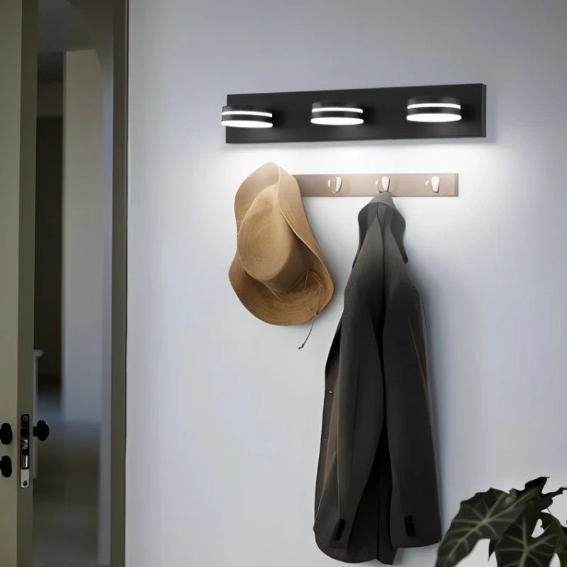 Martil Wall Lamp - Image 2
