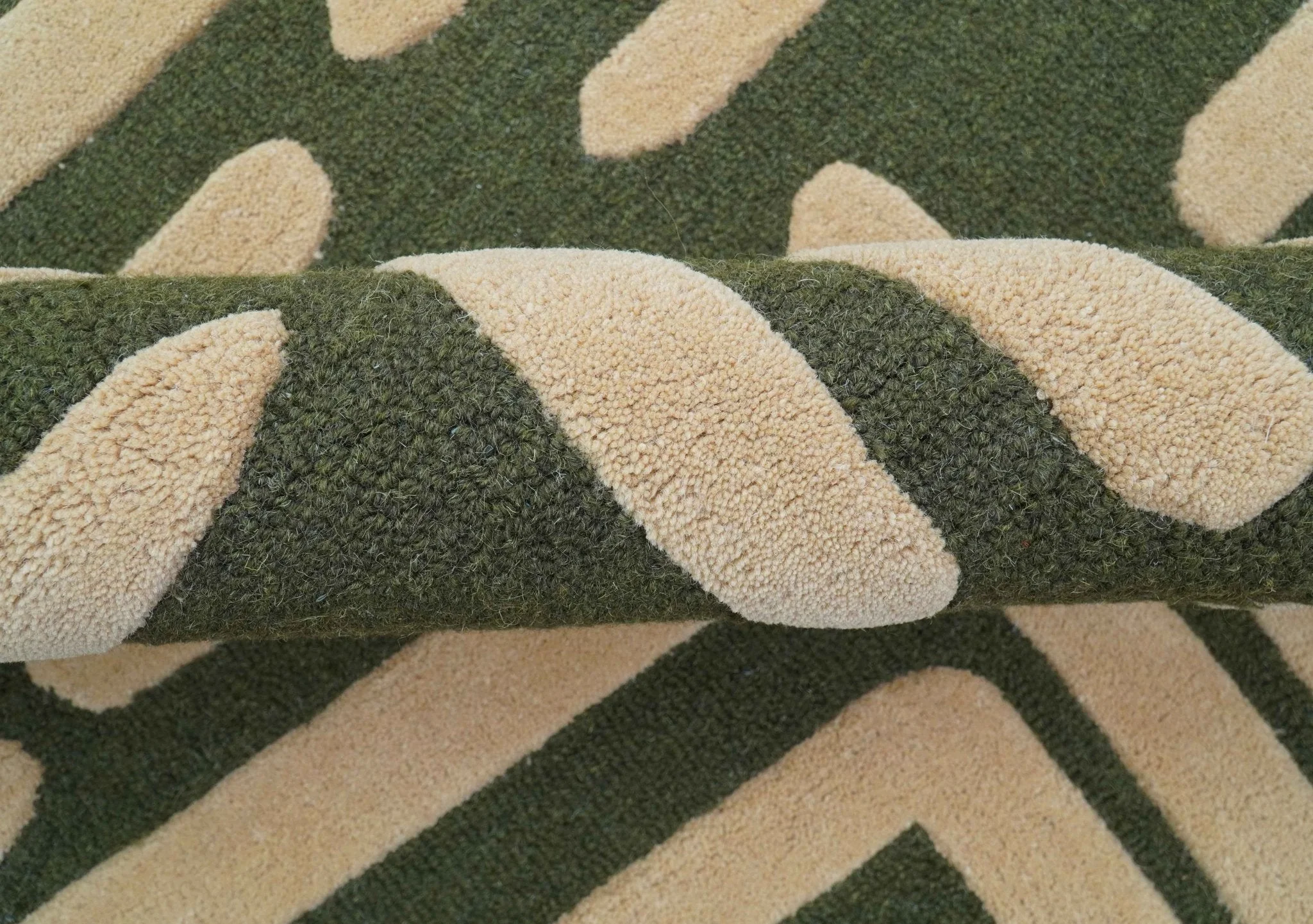 Maze Custom Made Modern Abstract Design Olive Hand Tufted Wool Area Rug - Image 9