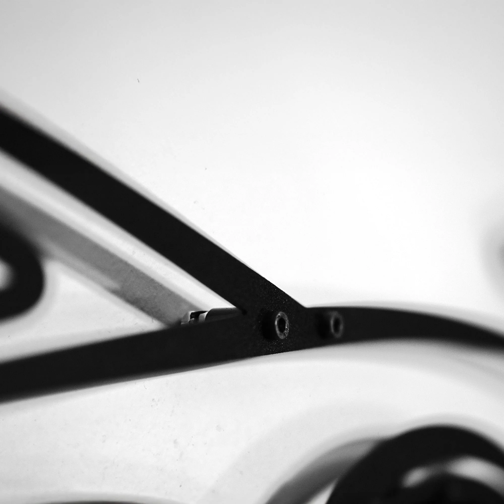 McLaren Wall Art – Exotic Supercar Steel Silhouette with Spinning Wheels-KAFMEKA031 - Image 4
