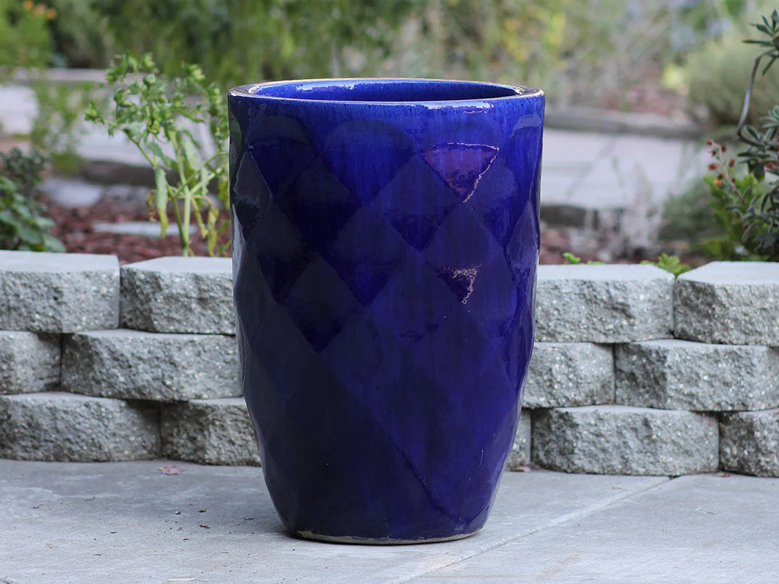 Medium High Diamond Planter - Set of 3 By Plantatorem - Image 6
