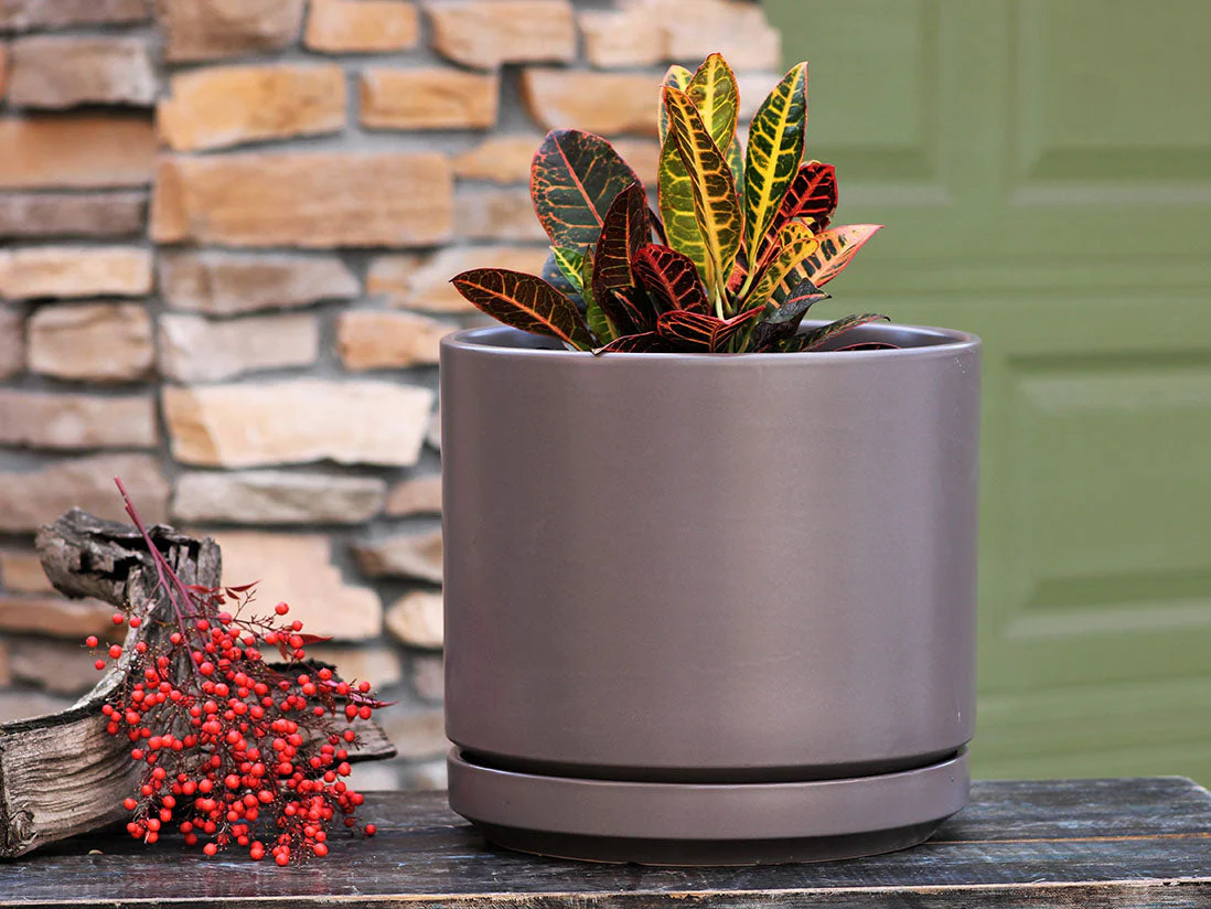 Mid Modern Planter With Detached Saucer "12.0" D x 10.5" H" By Plantatorem - Image 16