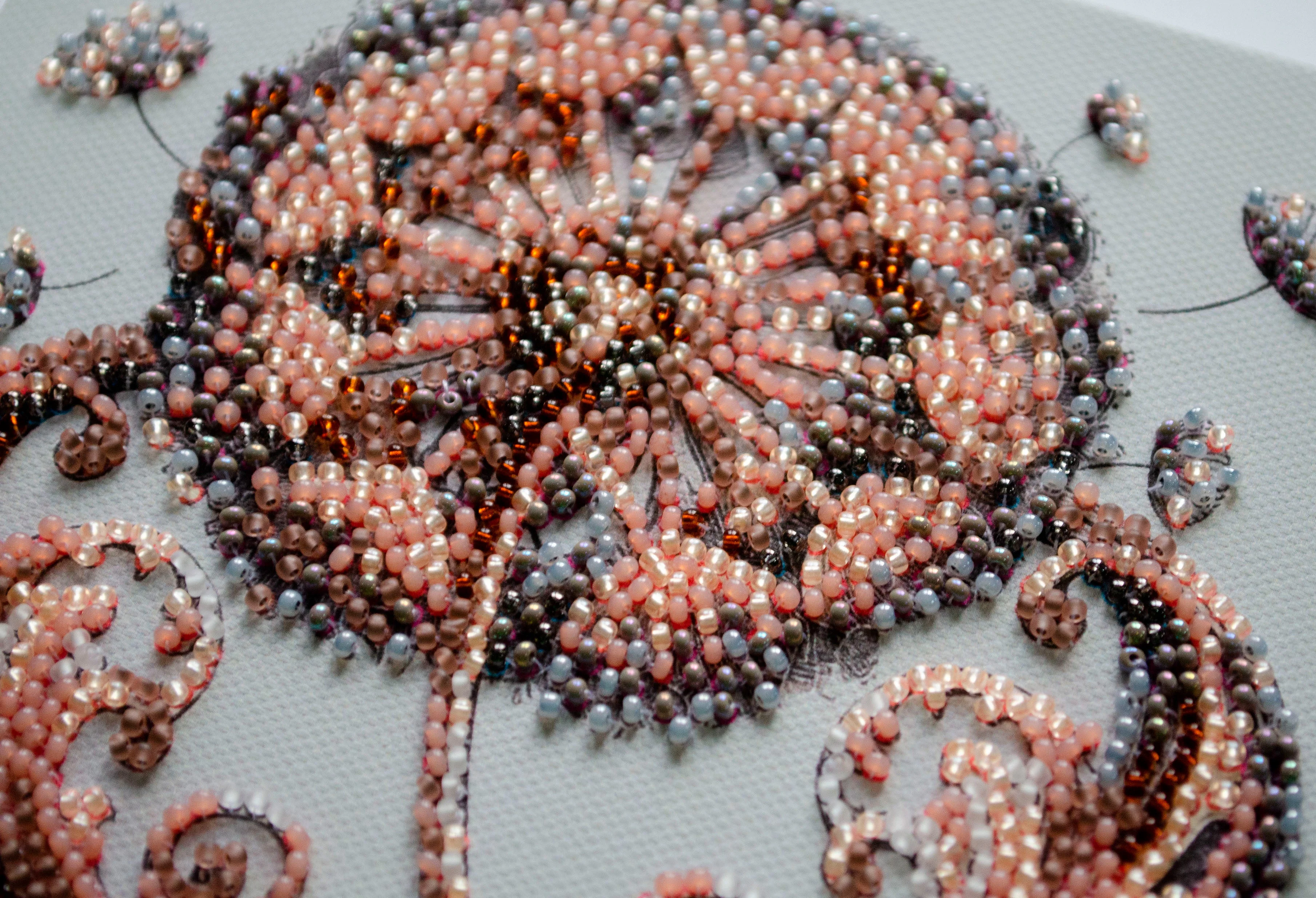 Mini Bead embroidery kit - Weightless tenderness AM-258 - Image 5