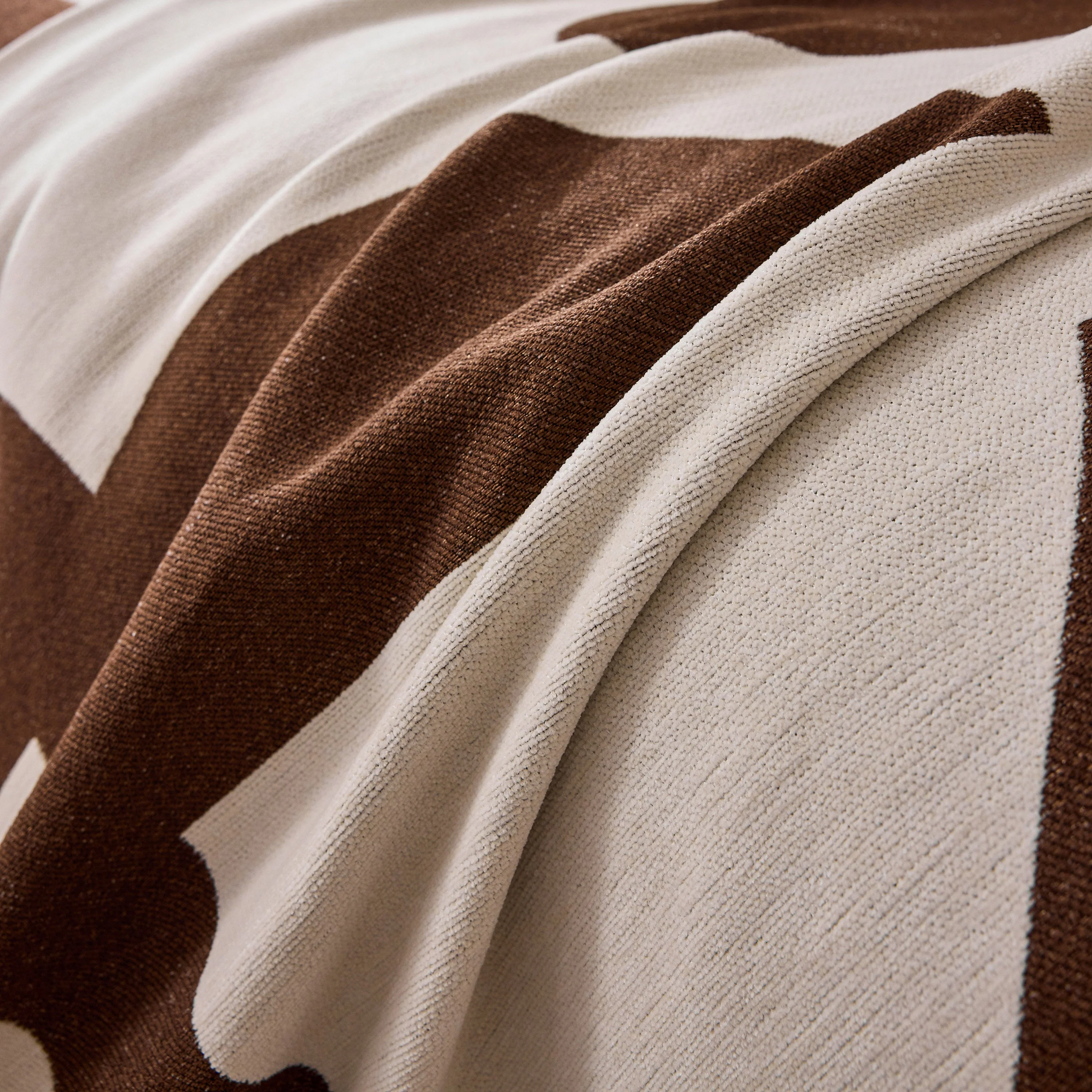 Modern Abstract Chenille Sofa Cover, Large Soft Throw Blanket with Tassels for Couch - Image 109