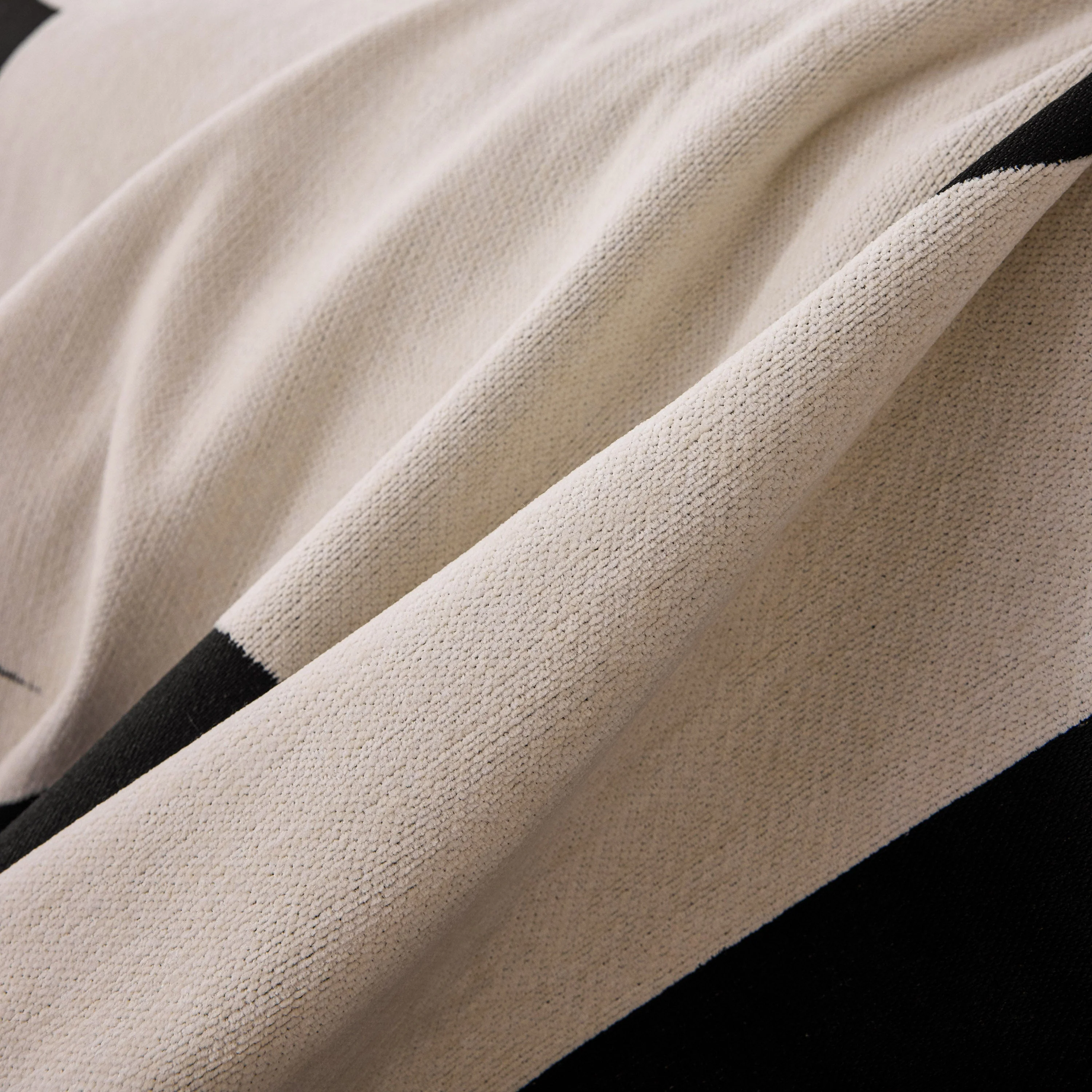 Modern Abstract Chenille Sofa Cover, Large Soft Throw Blanket with Tassels for Couch - Image 38