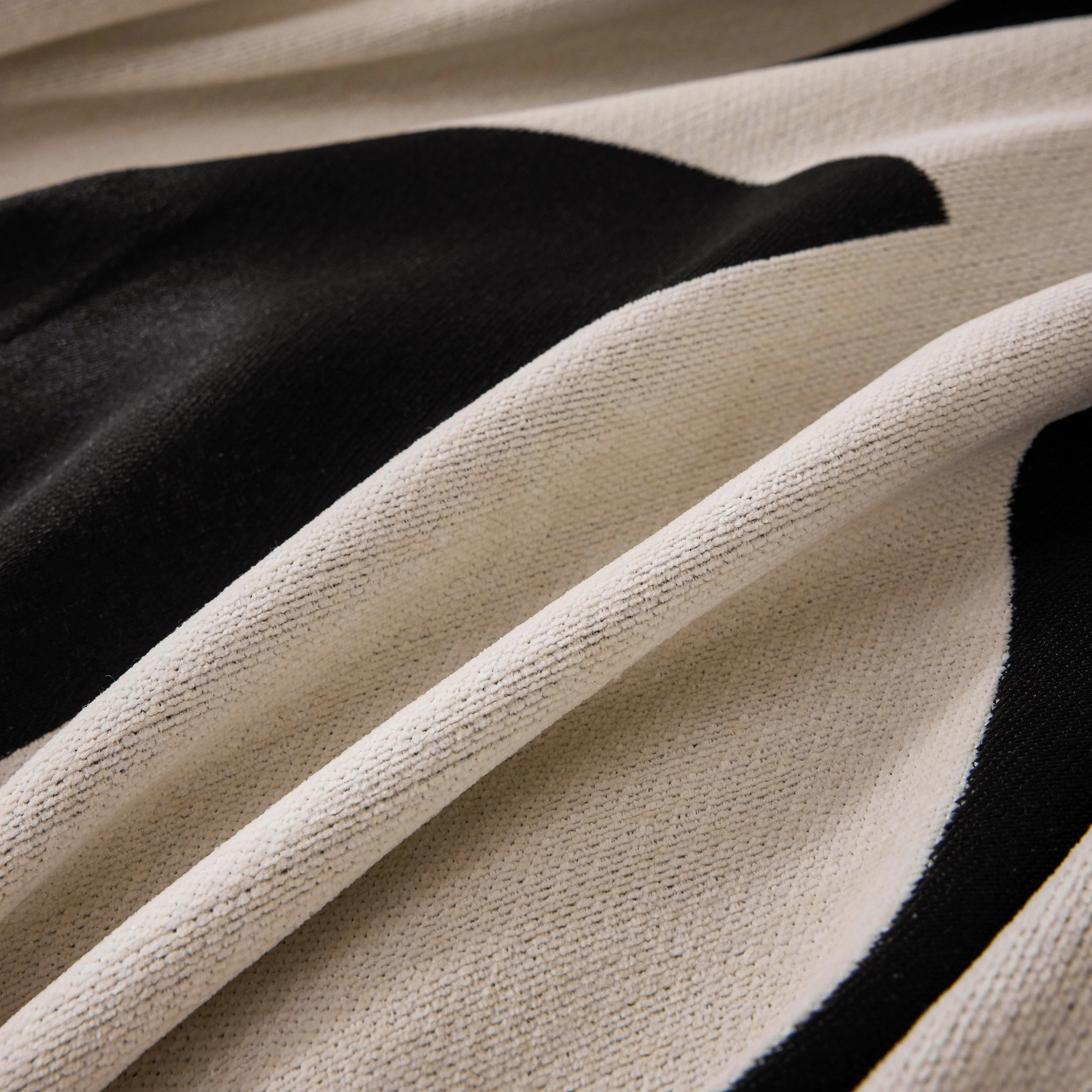 Modern Abstract Chenille Sofa Cover, Large Soft Throw Blanket with Tassels for Couch - Image 39