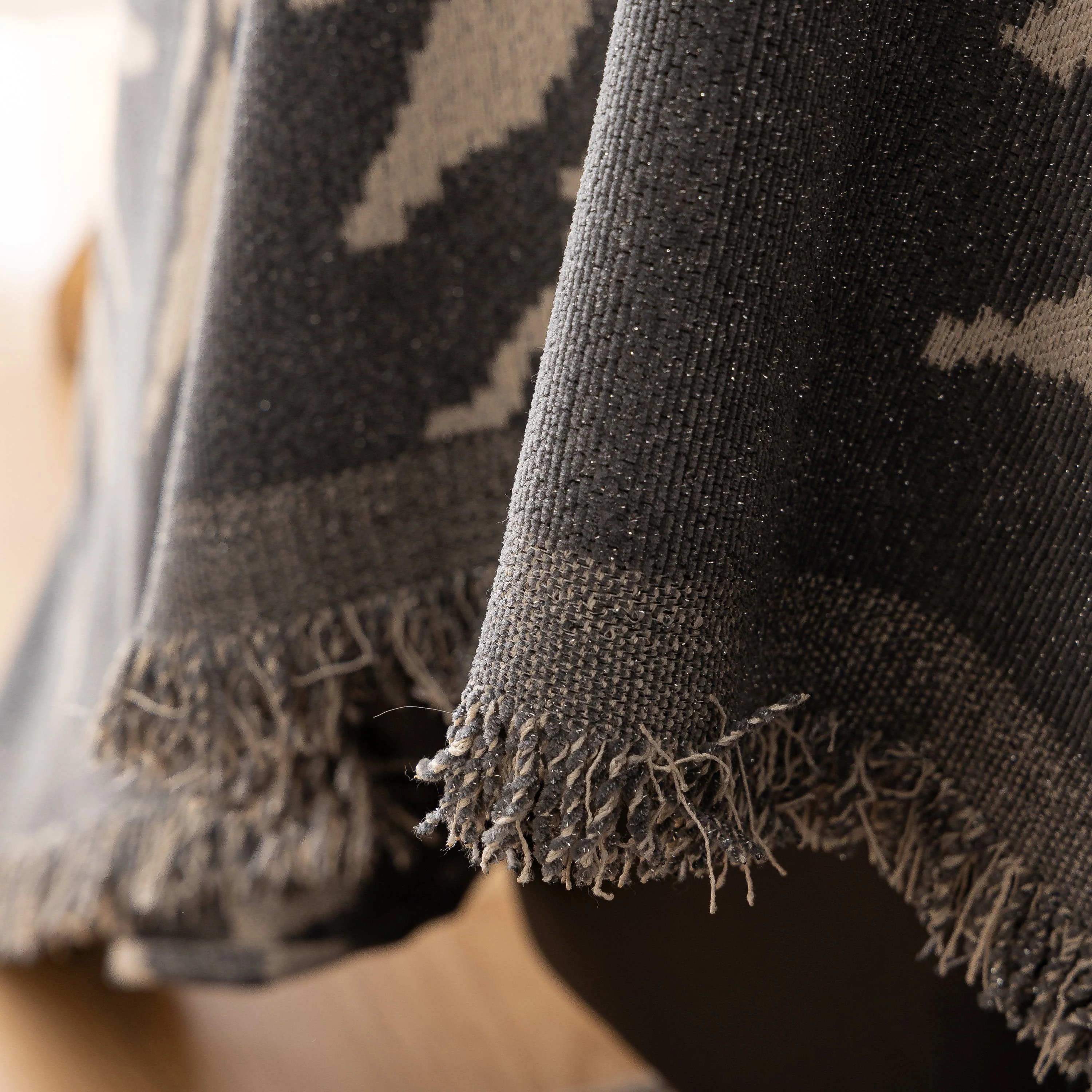 Modern Couch Covers for Couches Large Decorative Throw Blanket with Tassels for Couch - Image 93