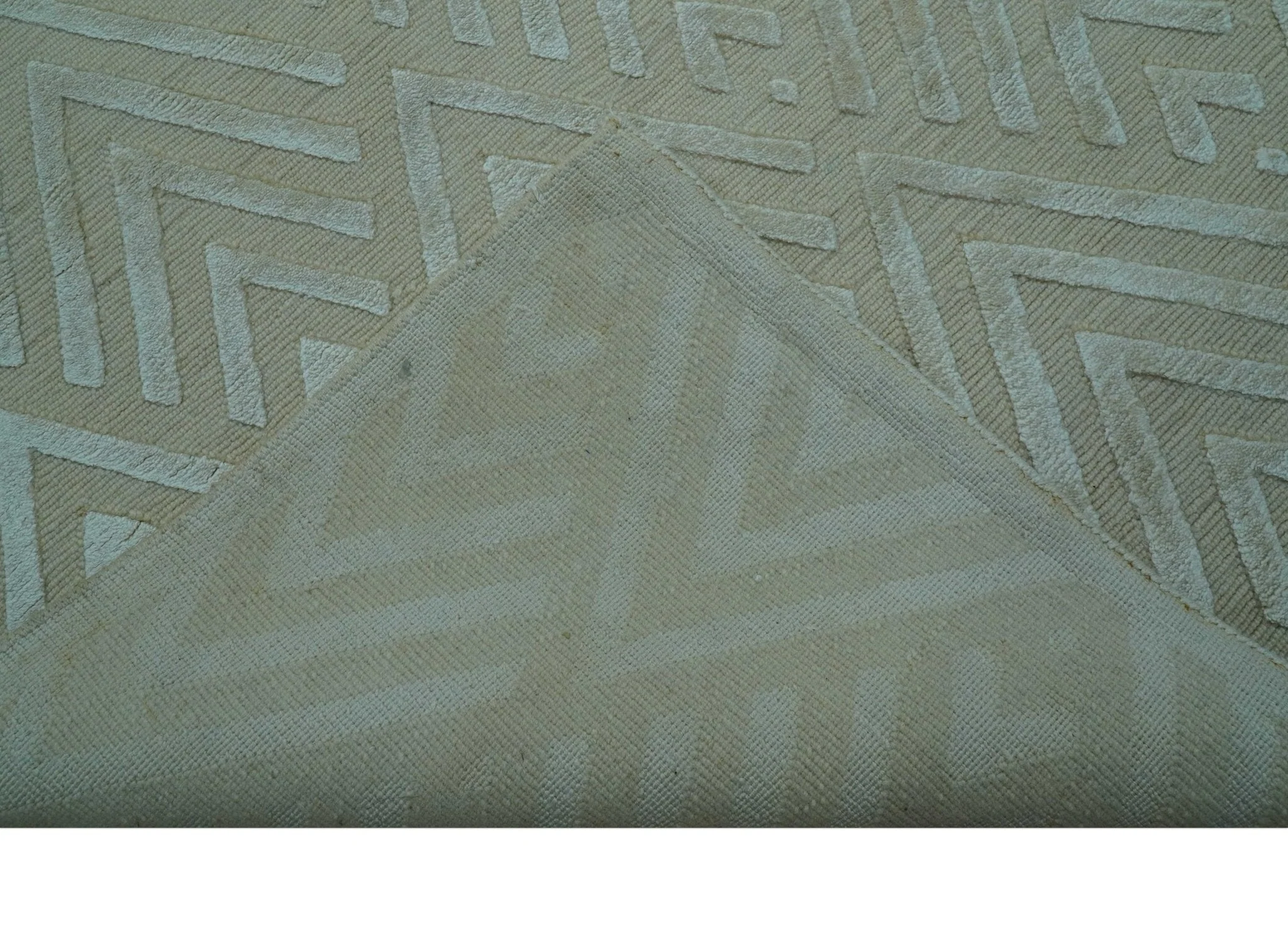 Modern Geometric Pattern Ivory And Beige Hand Knotted 9x12 Area Rug - Image 4