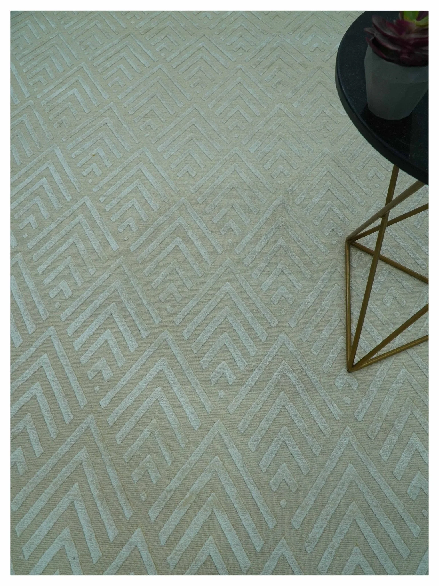 Modern Geometric Pattern Ivory And Beige Hand Knotted 9x12 Area Rug - Image 8