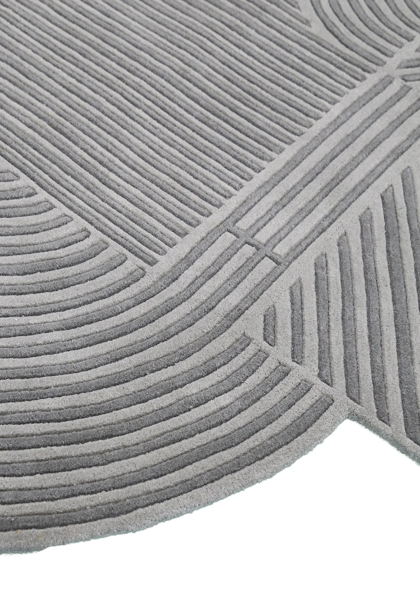 Modern Grey Lines Hand Tufted 5x7 Wool Area Rug - Image 5