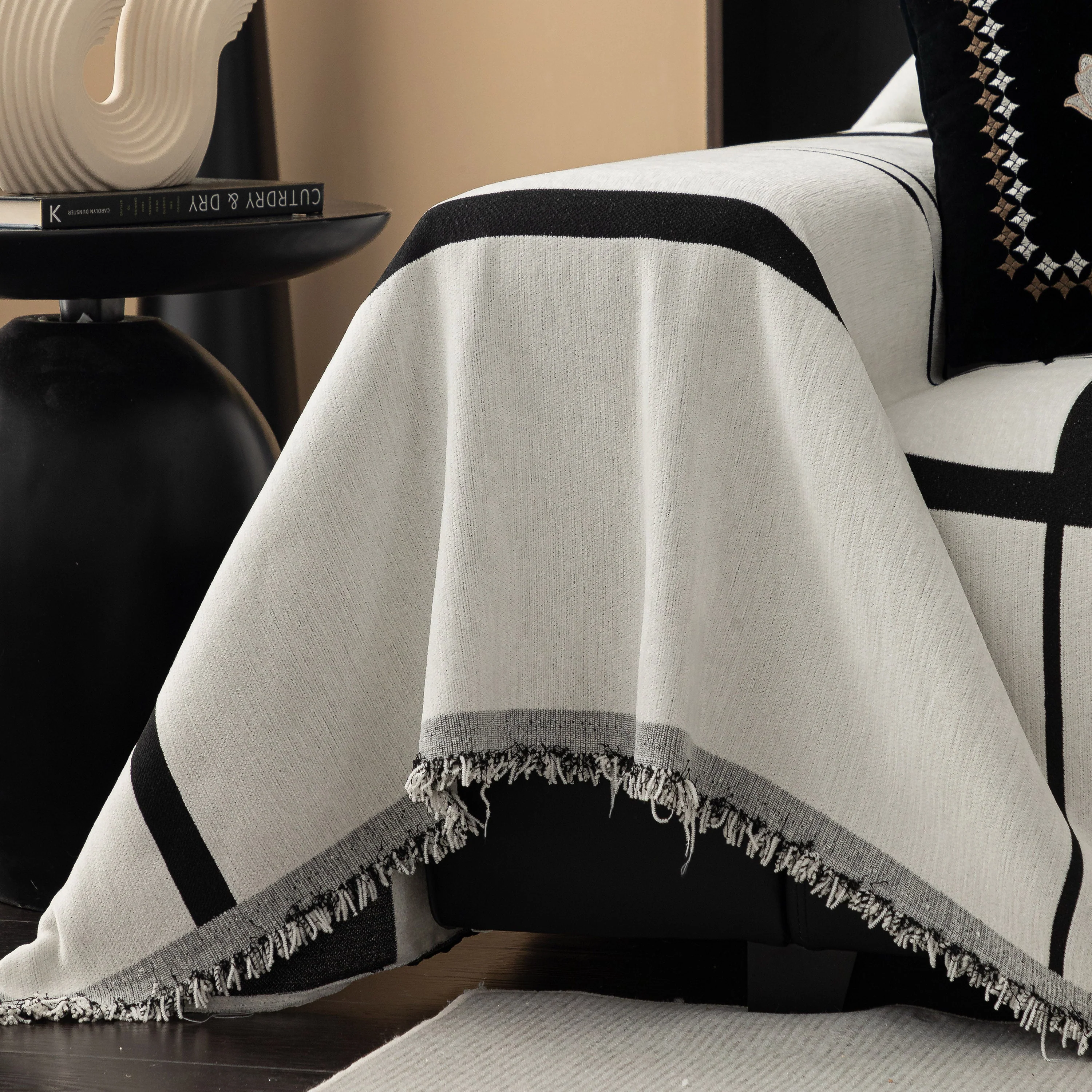 Modern Plaid Heavy Duty Sofa Throw Blanket, Boho Farmhouse Couch Cover with Tassel - Image 11