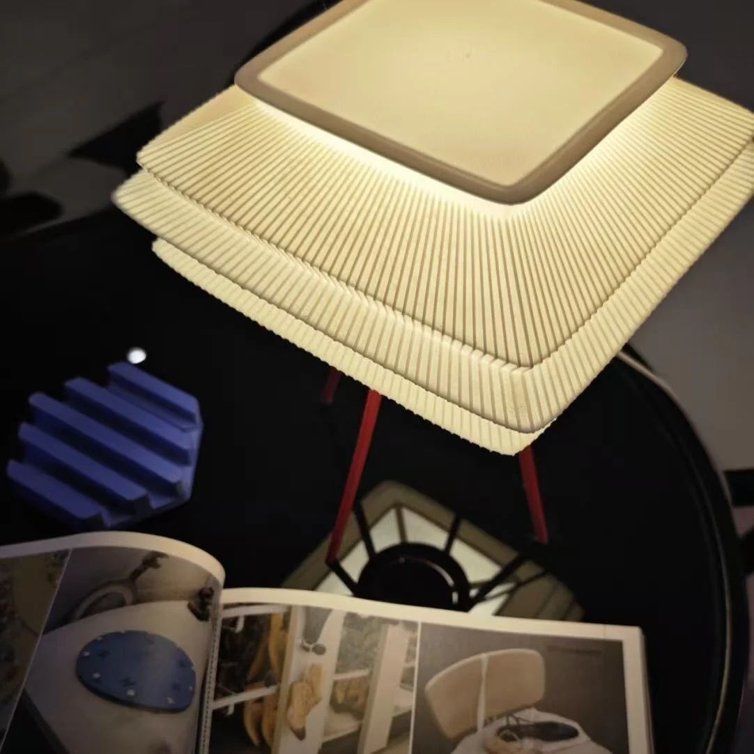 Modern Pleated Table Lamp – 3D Printed LED Desk Light with Red Tripod Base - Image 3