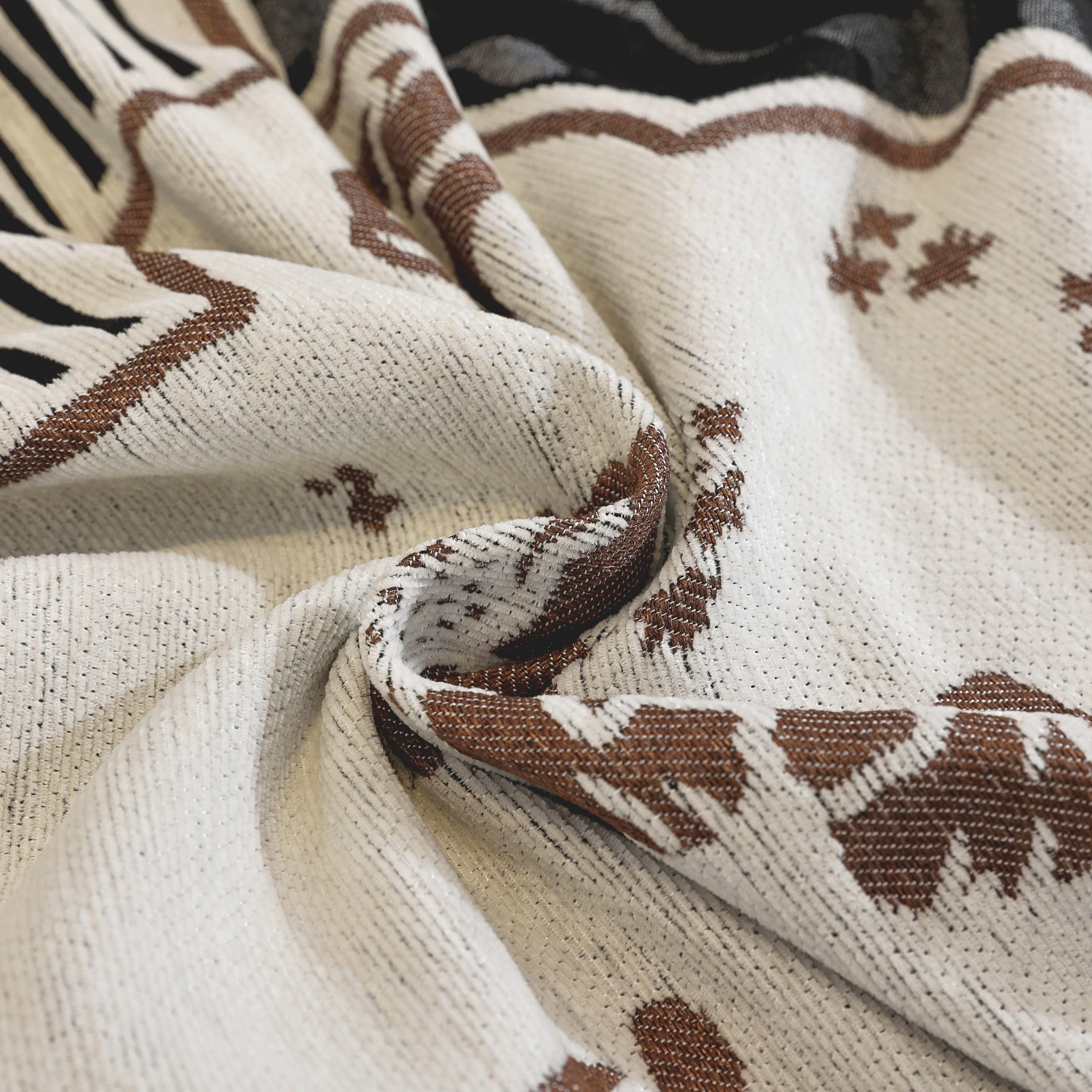 Modern Retro Sofa Throw - Decorative, Washable Chenille Blanket & Couch Protector - Image 10