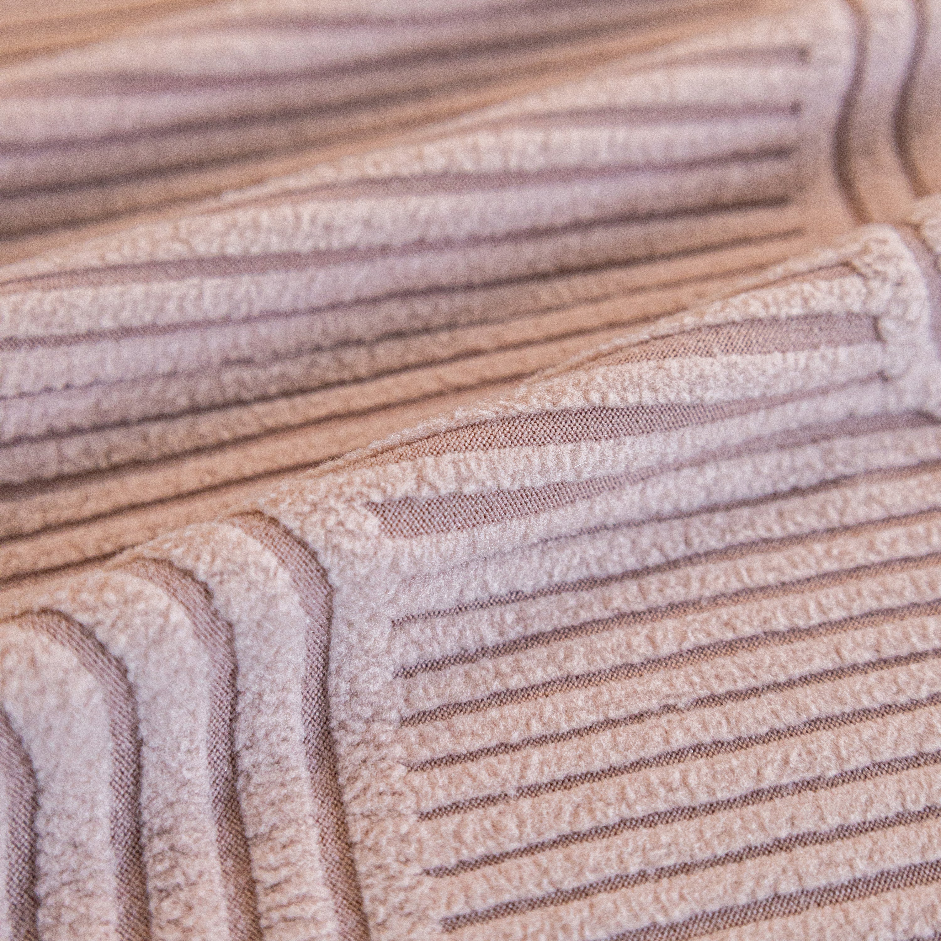 Modern Slipcovers Geometric Textured Stretchable Sofa Cover for Couch with Chaise - Image 5