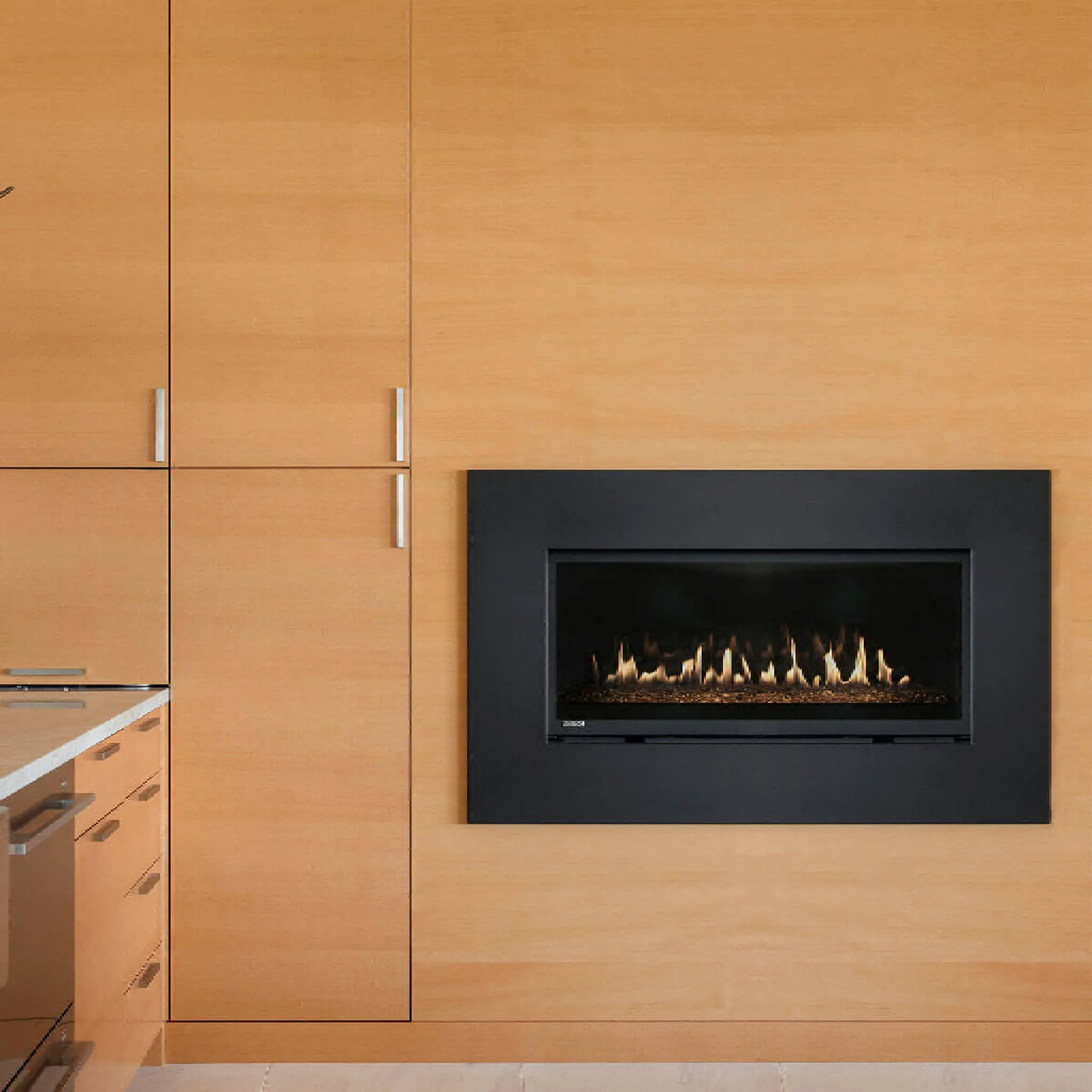 Montigo Phenom P42DF Full Load Direct Vent Natural Gas Fireplace [P42DFNI-2] (SAK69231) - Image 4