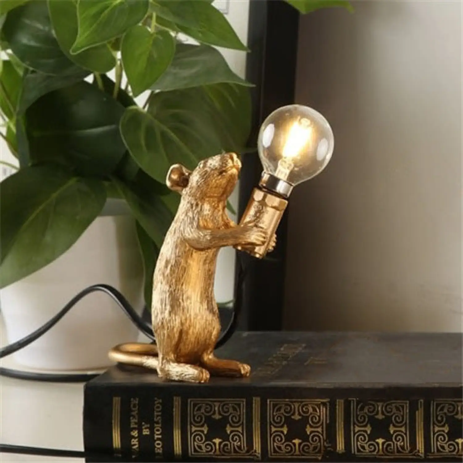 Mouse Light with Modern Design and Soft Ambient Glow for Decor - Image 11
