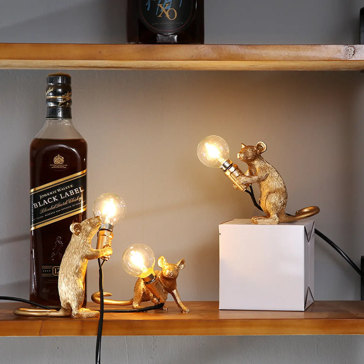 Mouse Light with Modern Design and Soft Ambient Glow for Decor - Image 3