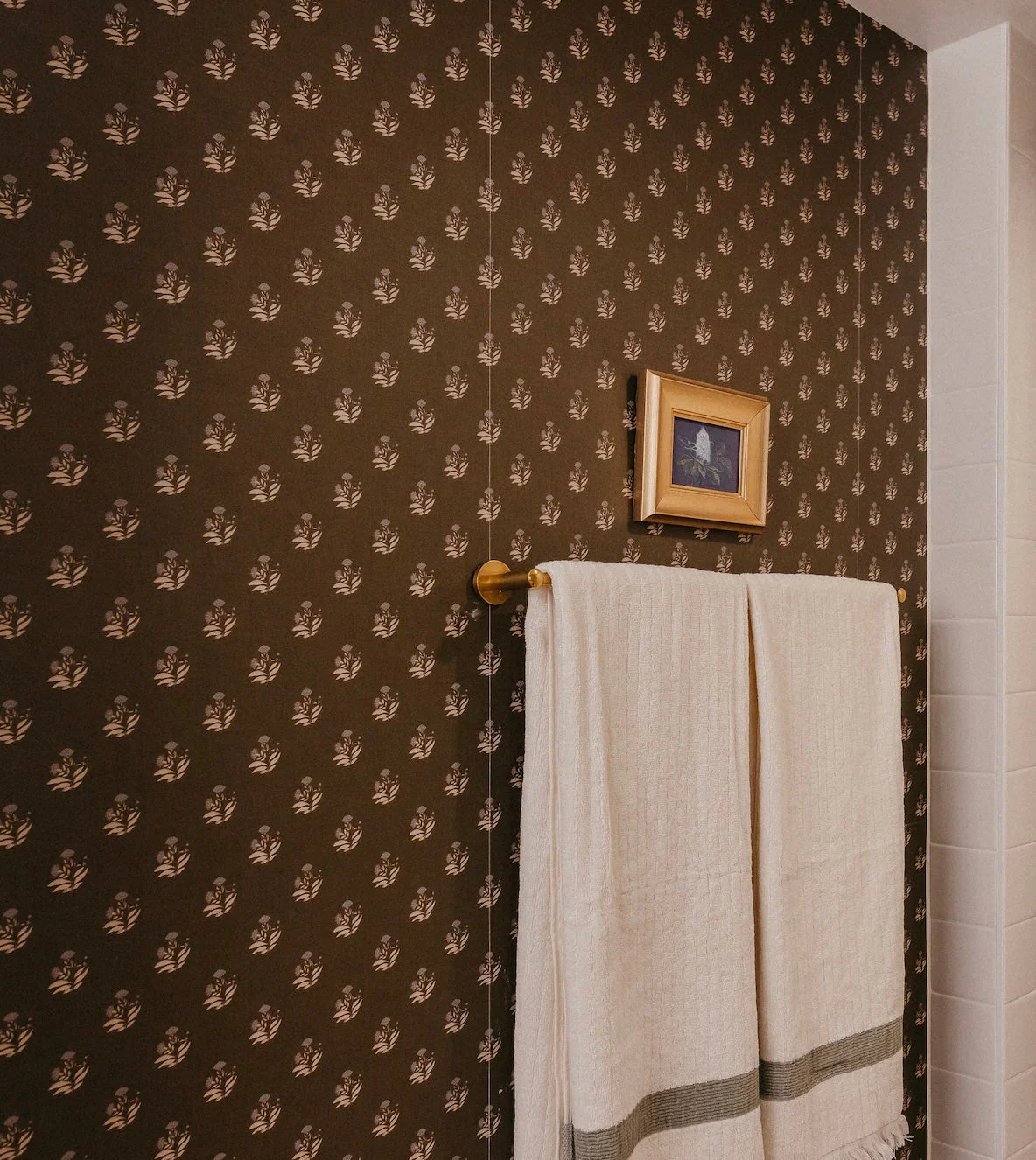 Mulberry Court Wallpaper by Safari Natalia x Taddy Mikelaites - Image 12