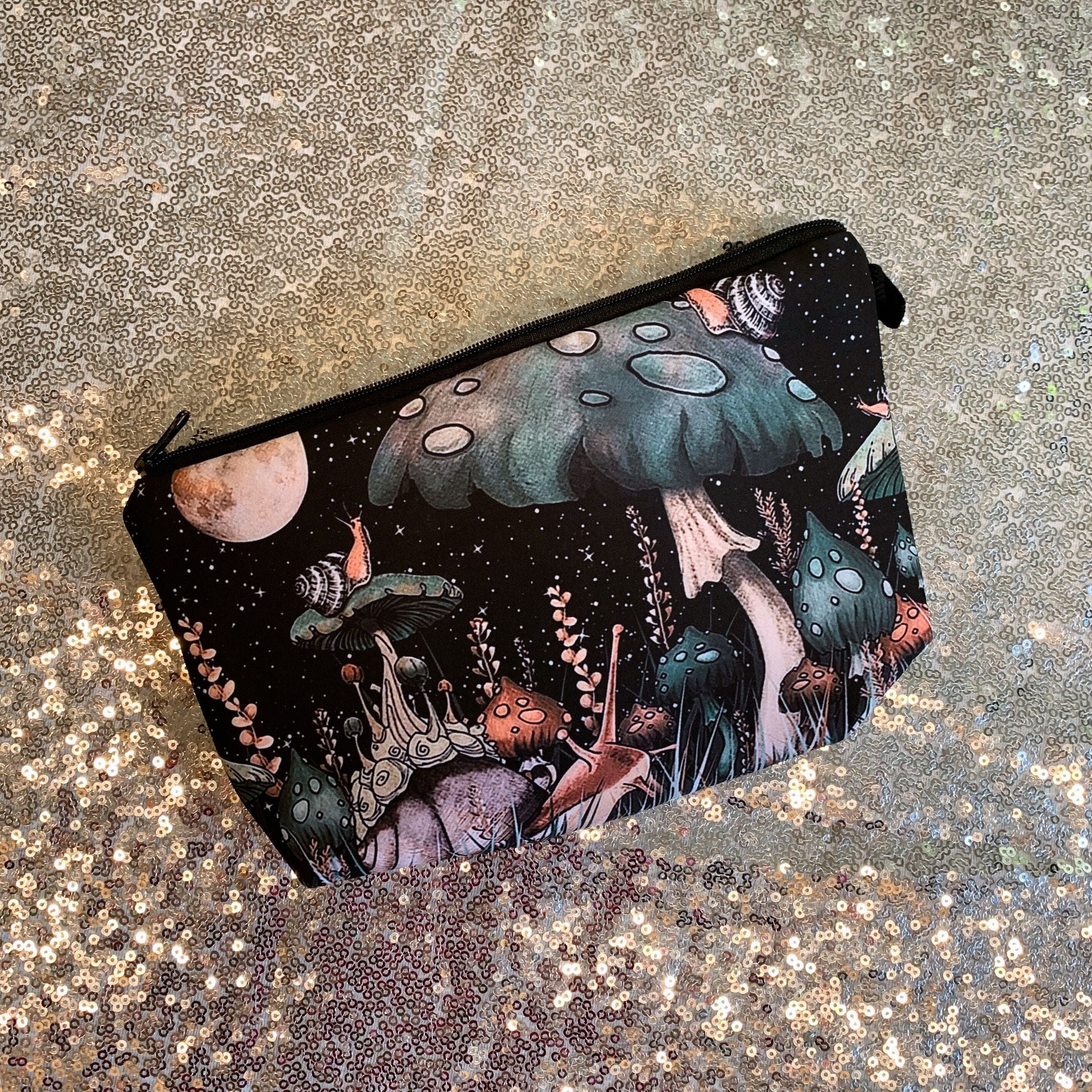 Mushroom Forest Padded Cosmetics Bag Zipper | Makeup Pouch with Inner Pocket | Travel Toiletry Bag - Image 5