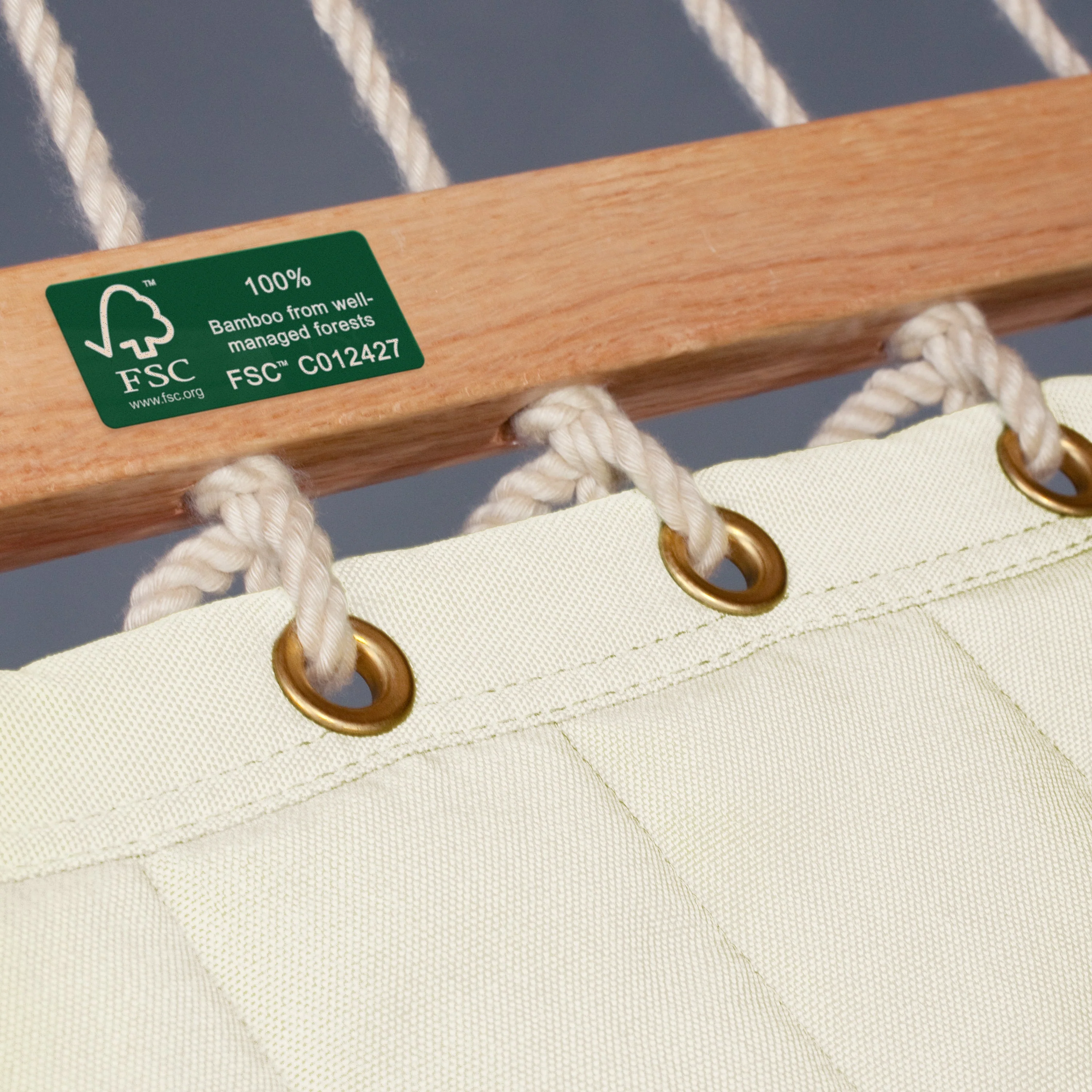 Nautico Anthracite Outdoor R Padded Vanilla - Padded Kingsize Spreader Bar Hammock with Powder Coated Steel Stand - Image 5