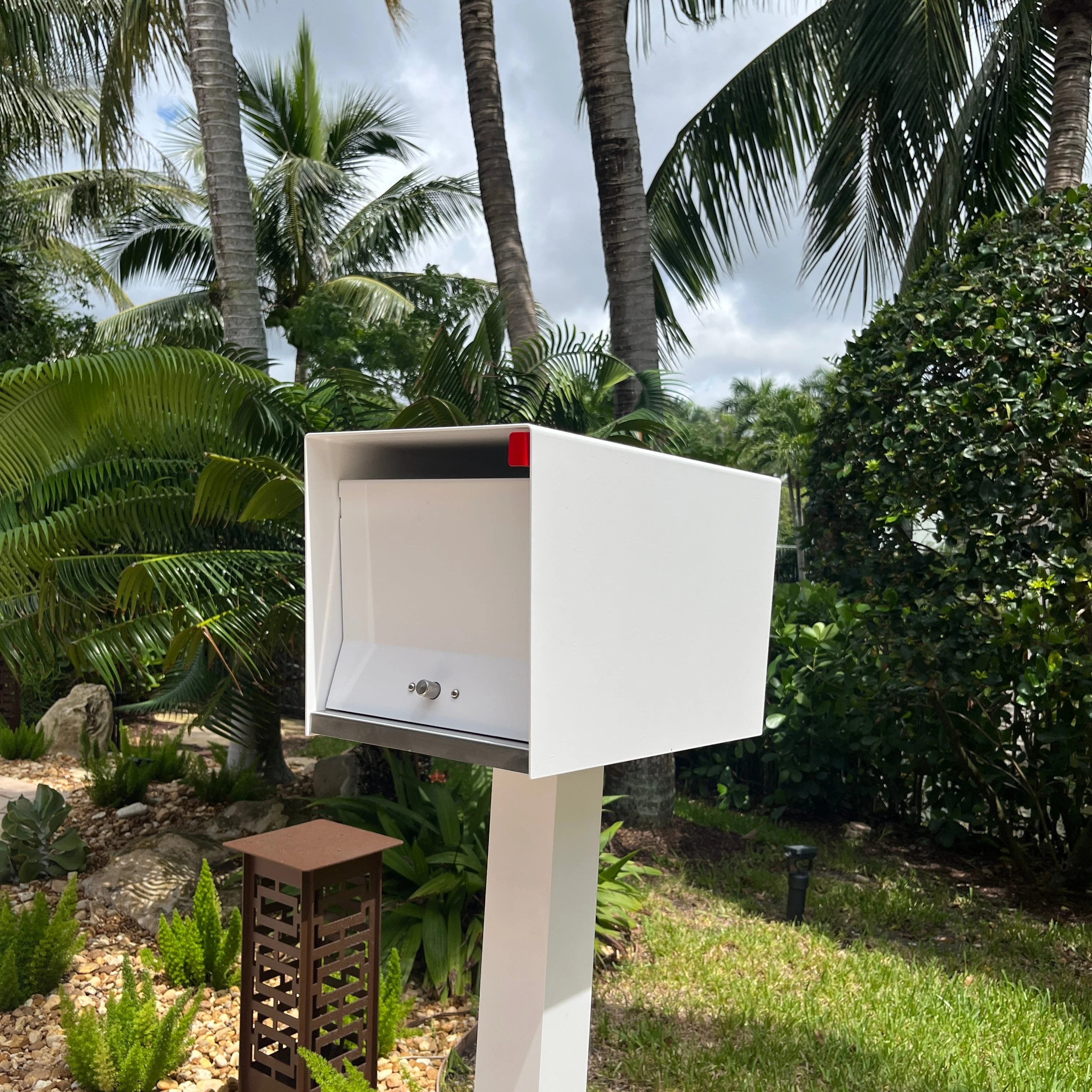 NEW!!!!   QUICK SHIP UptownBox in ARCTIC WHITE on WHITE - Modern Mailbox - Image 3
