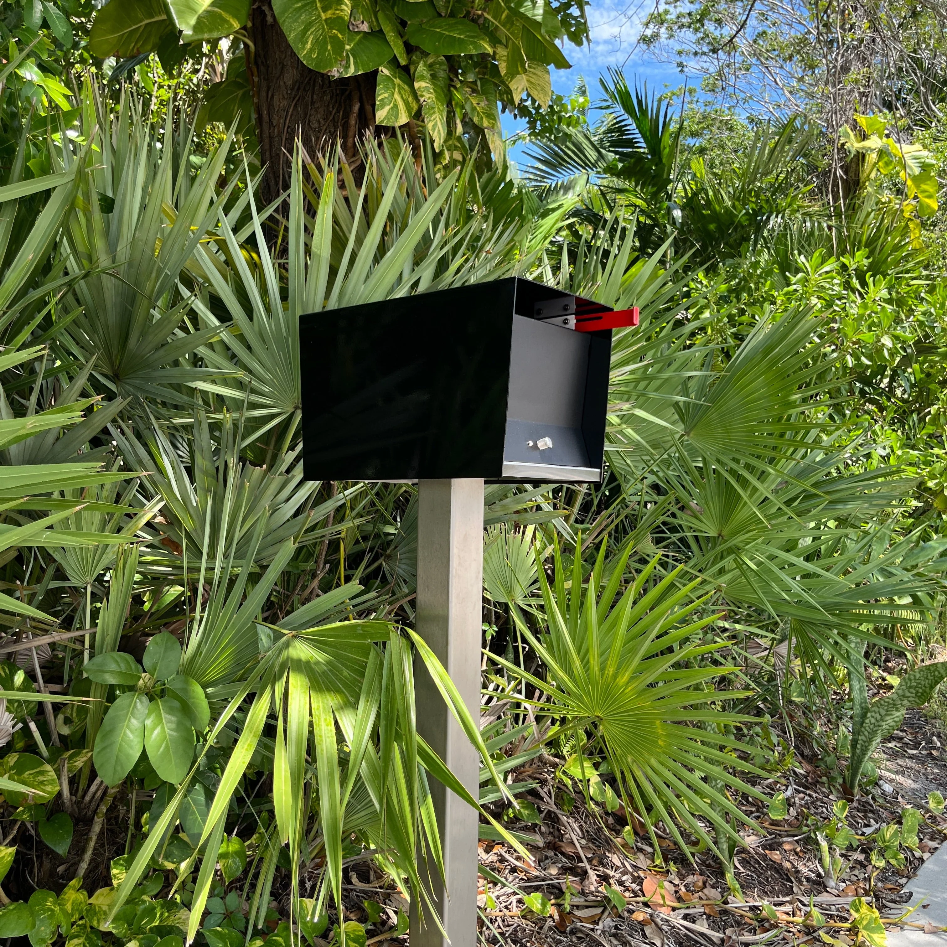 NEW!!!! QUICK SHIP UptownBox in JET BLACK on BLACK - Modern Mailbox - Image 3