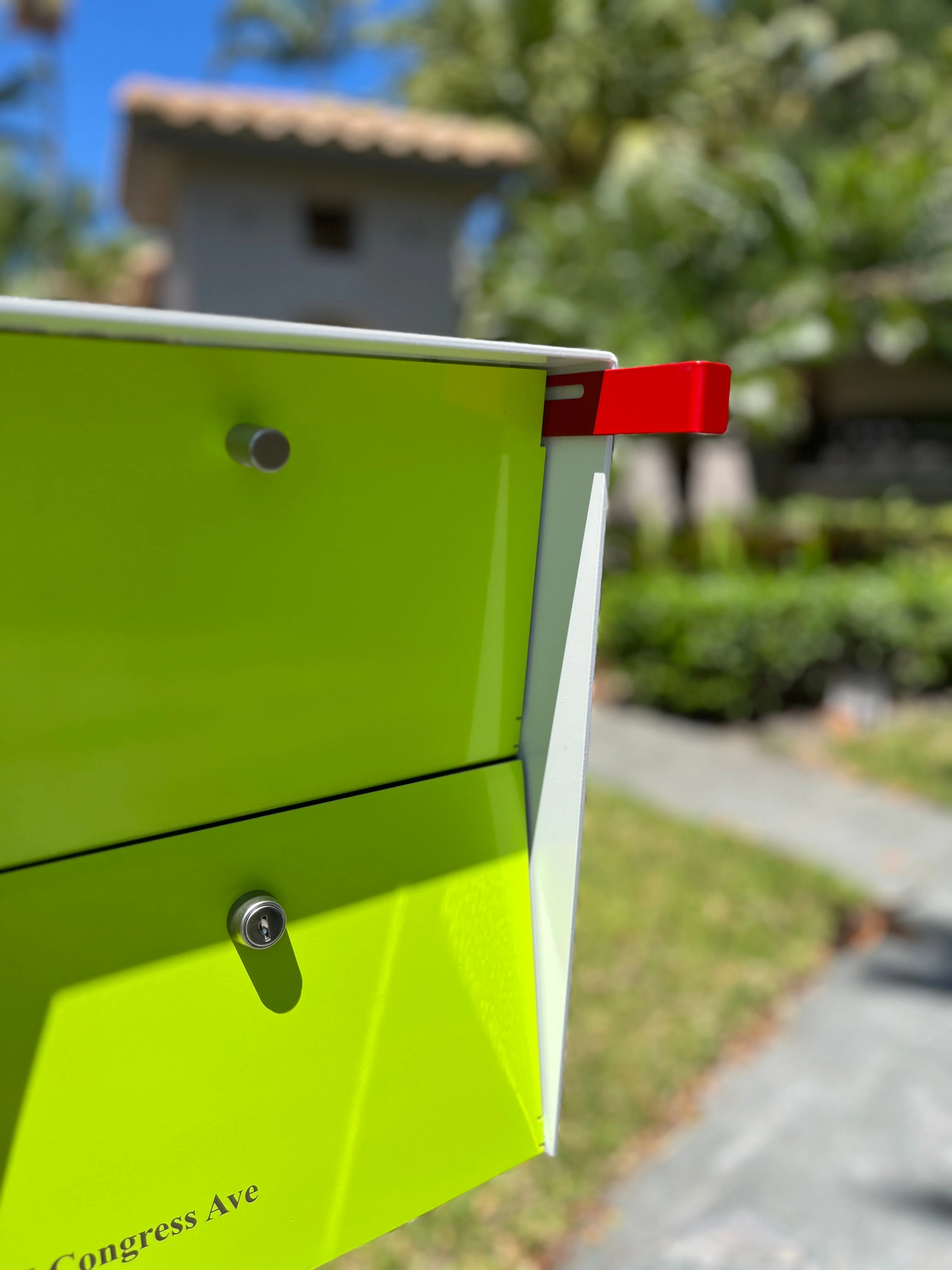 NEW! The Retrobox Locking Package Dropbox in COCONUT - Modern Mailbox - Image 13