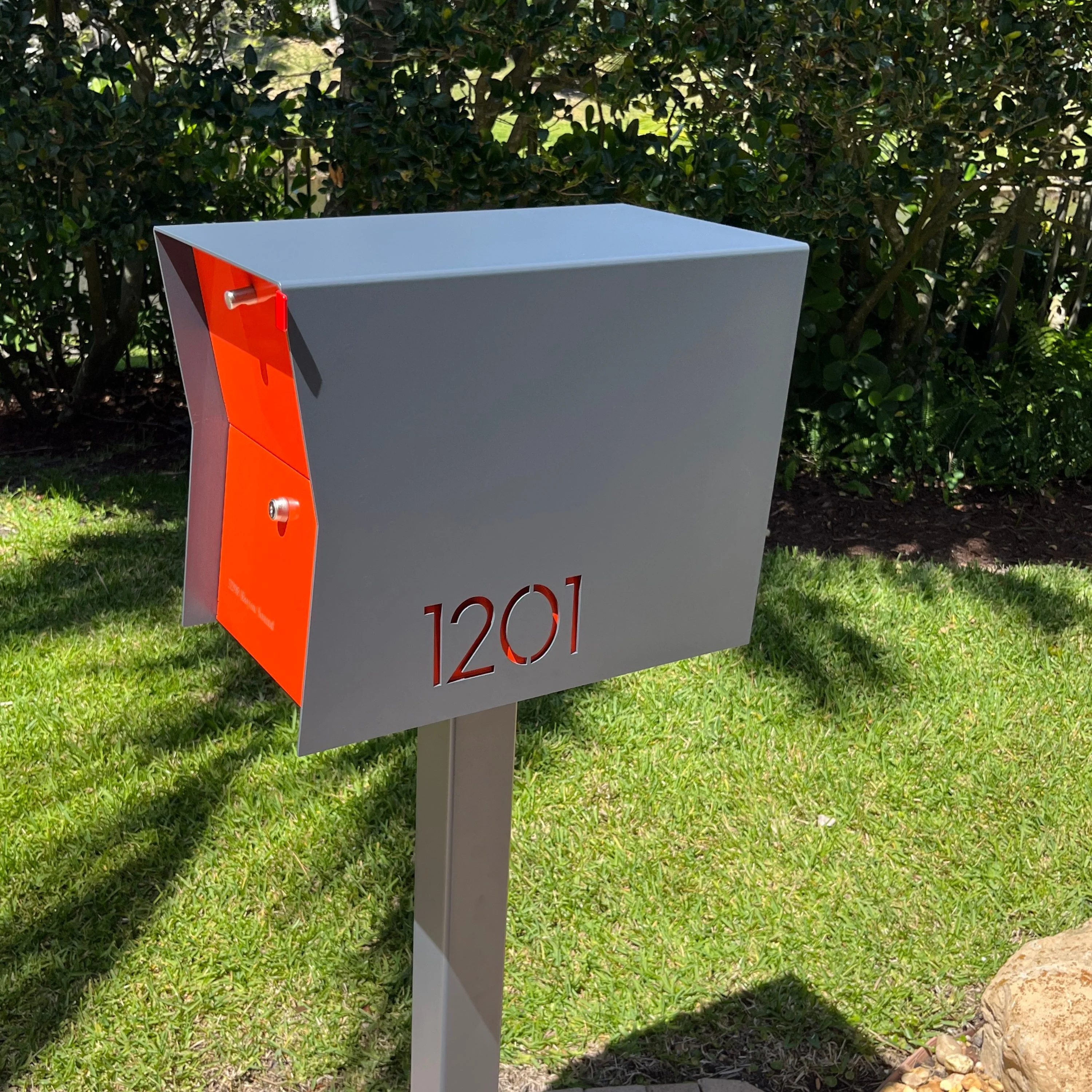 NEW! The Retrobox Locking Package Dropbox in GRAY- Modern Mailbox - Image 10