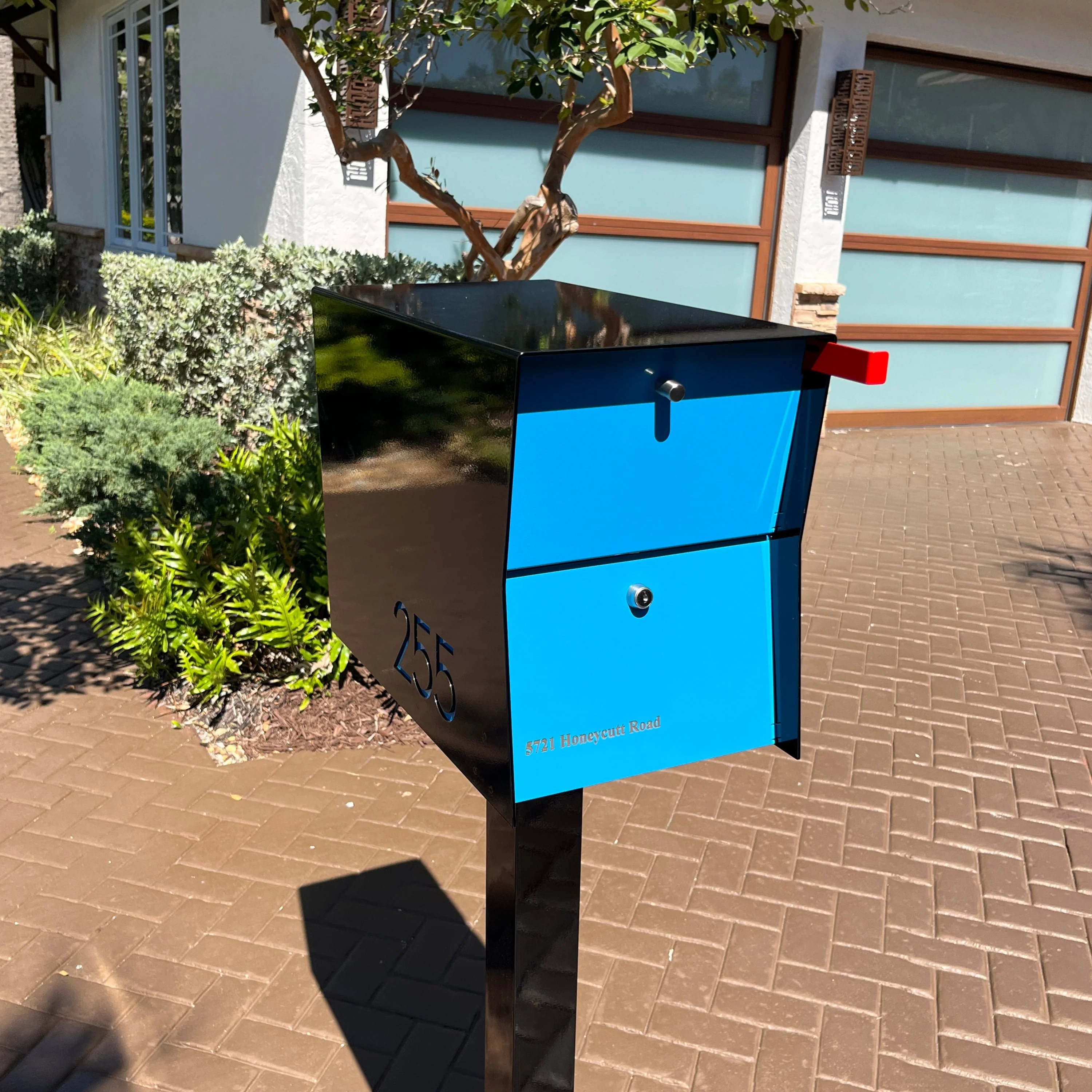 NEW! The Retrobox Locking Package Dropbox in JET BLACK - Modern Mailbox - Image 15