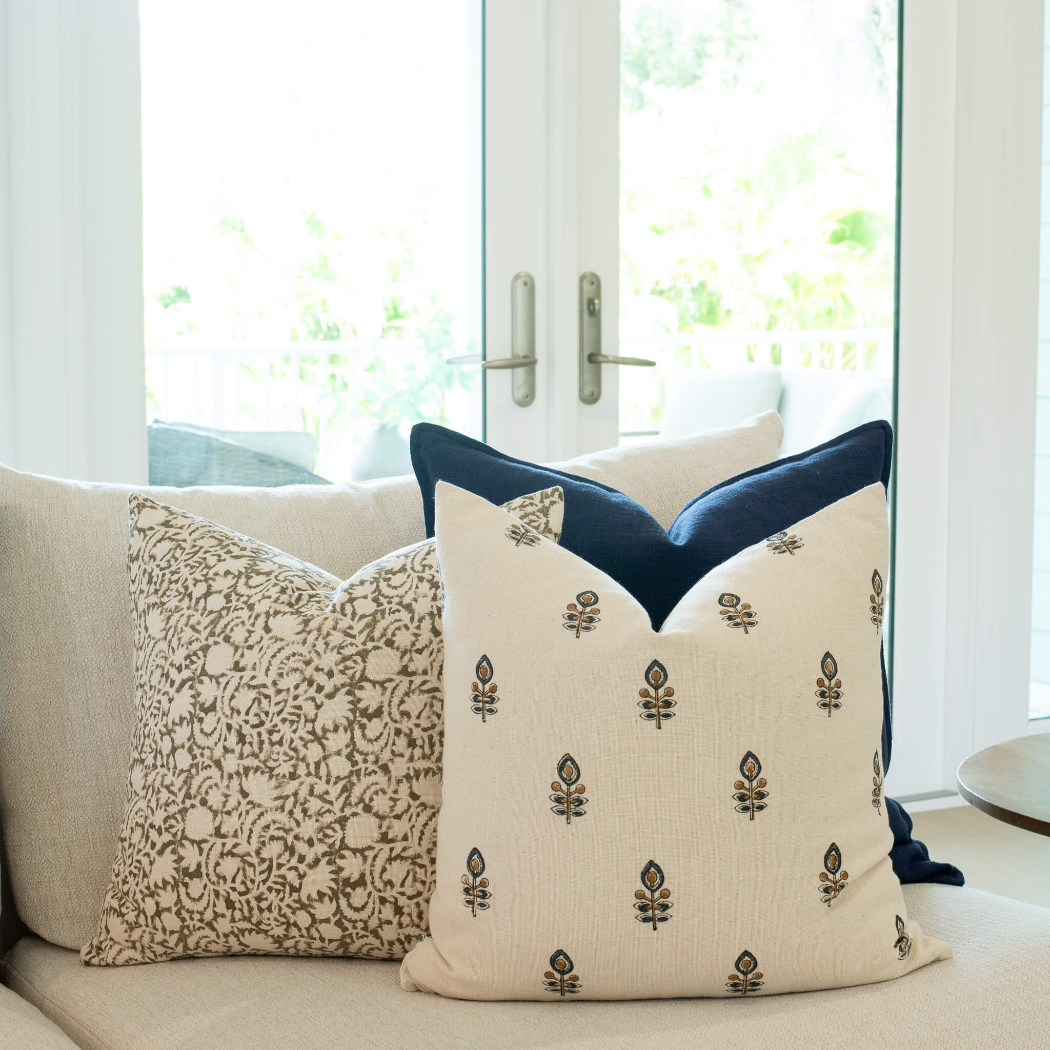 Noa Solid Pillow Cover | Blue - Image 4