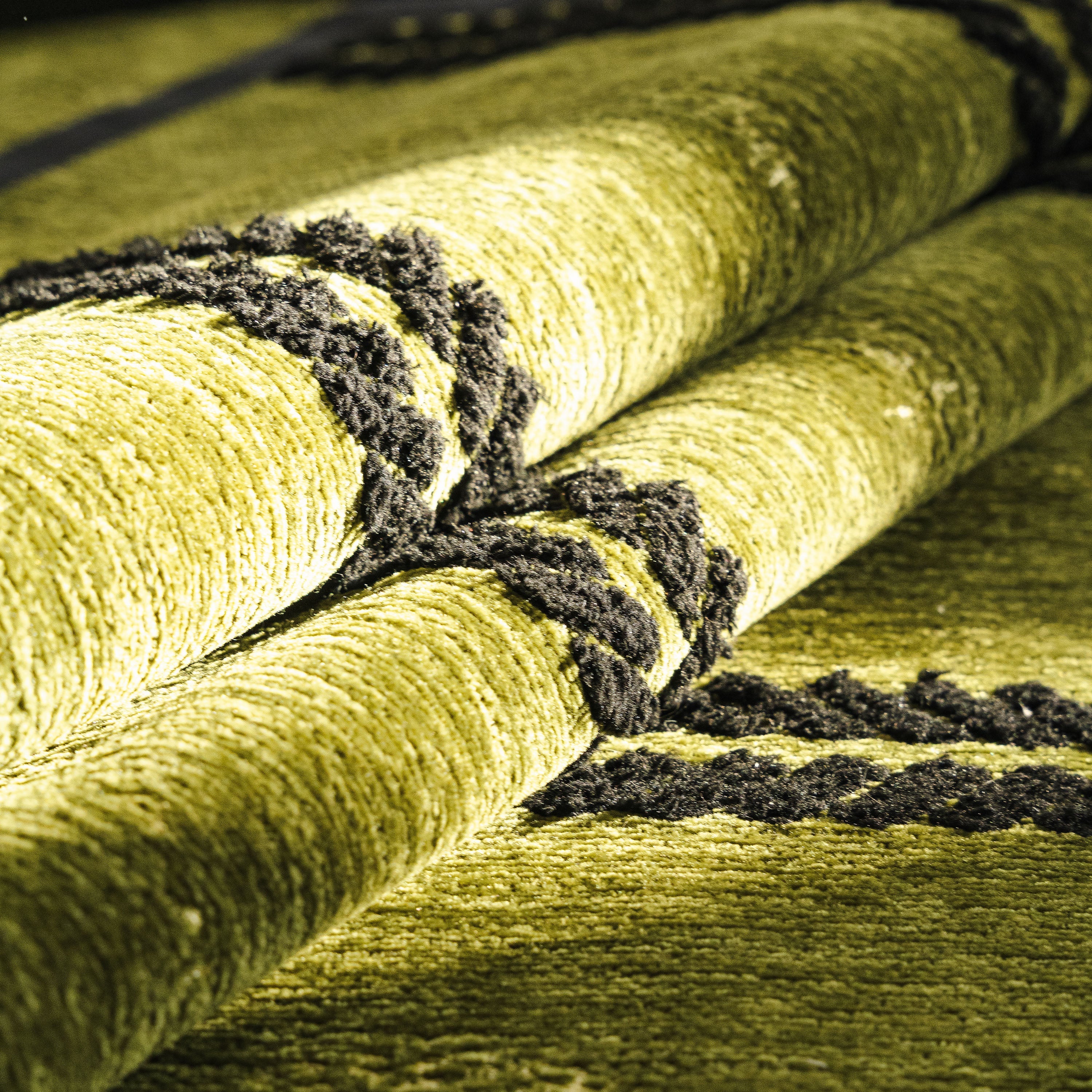 Non-Slip Sofa Cover with Thick Chenille Texture Woven Stripe Couch Protector Throw - Image 3