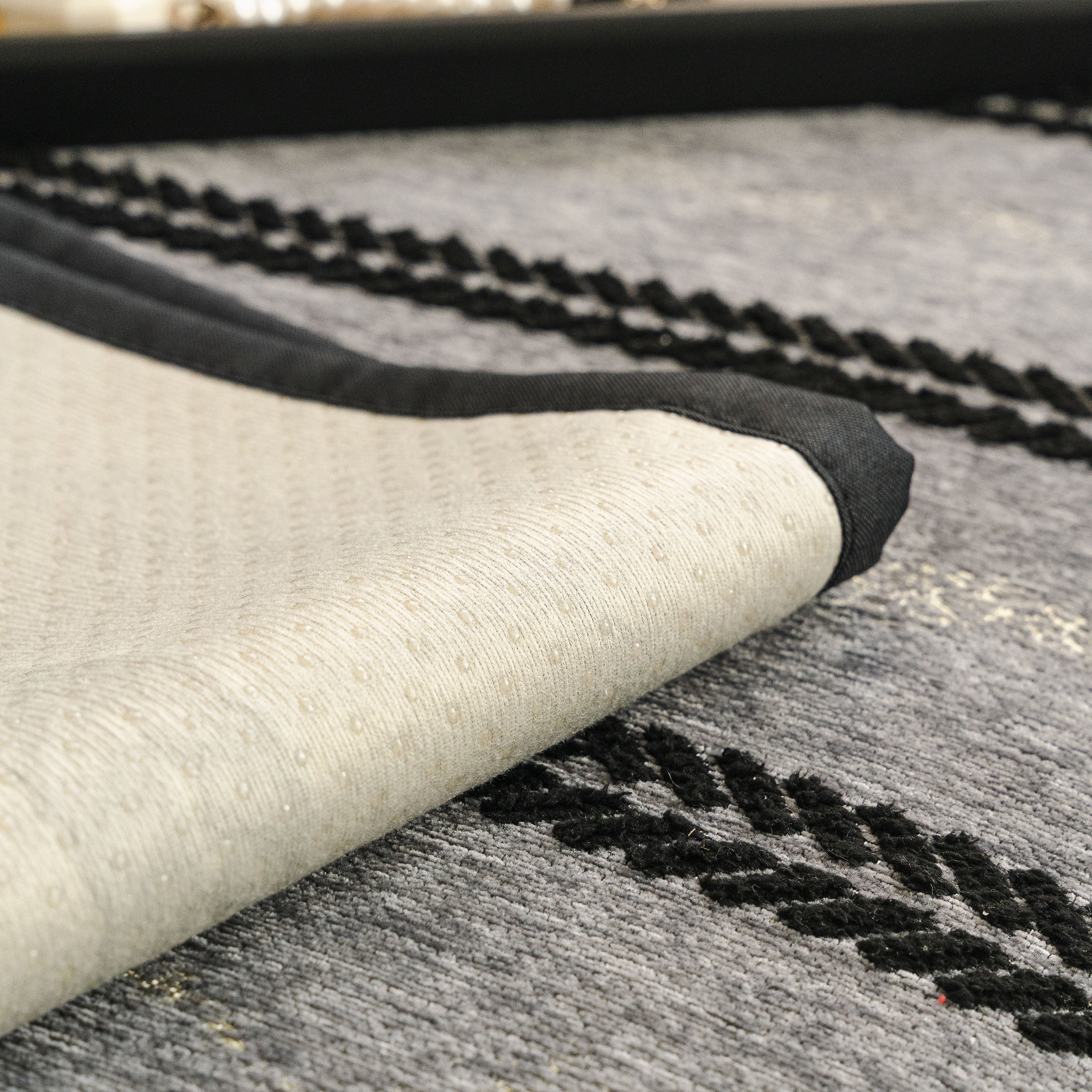 Non-Slip Sofa Cover with Thick Chenille Texture Woven Stripe Couch Protector Throw - Image 45