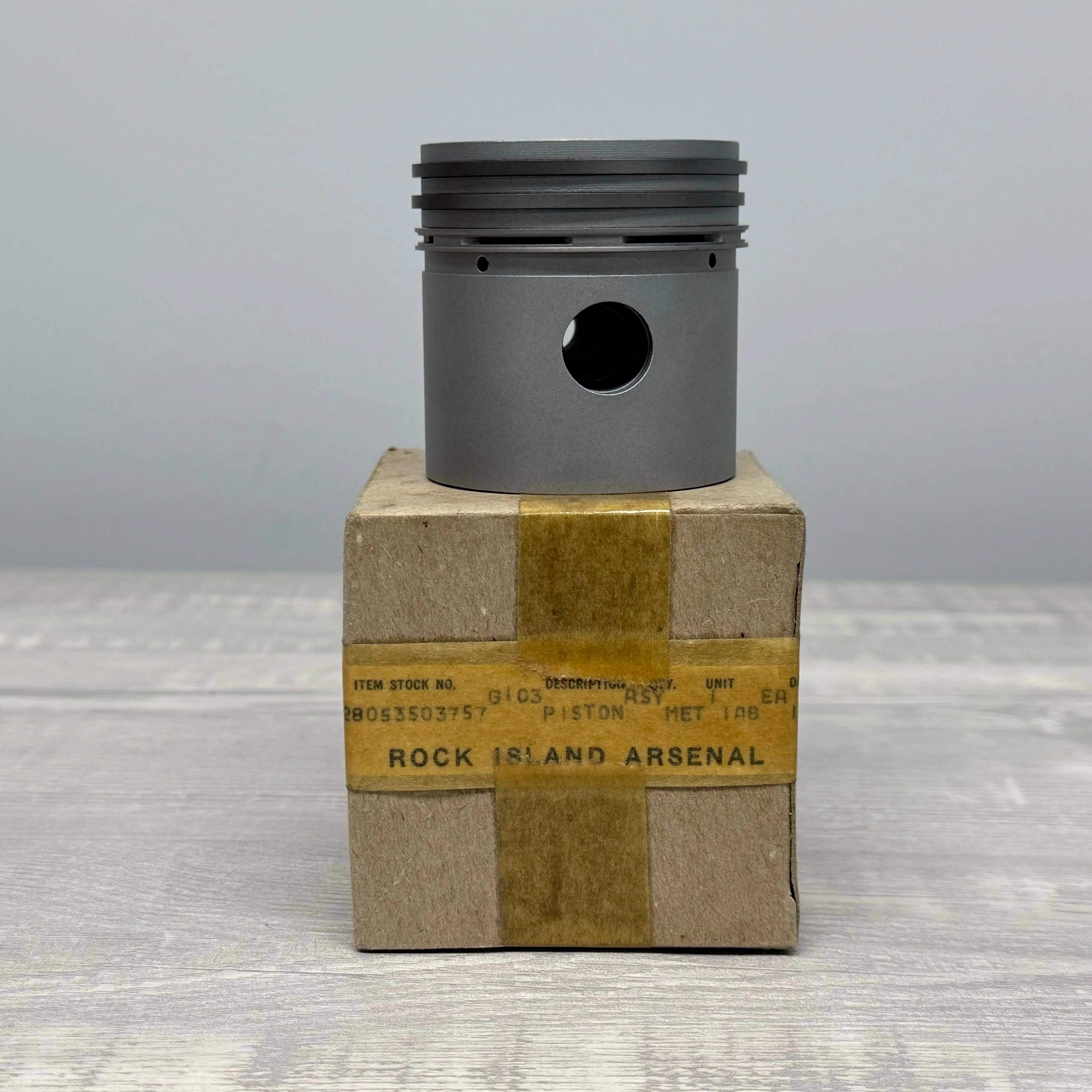 NOS 1950s WWII M3 M5 Stuart Light Tank Auxiliary Generator Piston + Original Box - Image 3