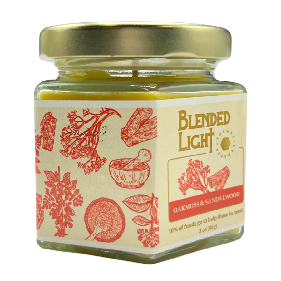 Oakmoss & Sandalwood Scented Candle | Multiple Sizes | Blended Light - Image 2