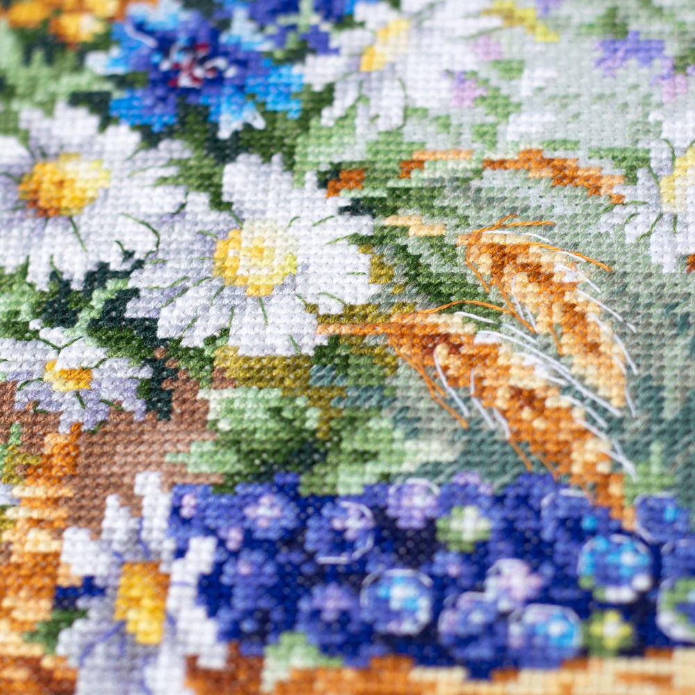On the Forest Glade 510-230 Counted Cross-Stitch Kit - Image 12