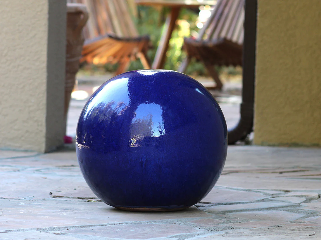 Outdoor Decorative Sphere Glazed 16" By Plantatorem - Image 12