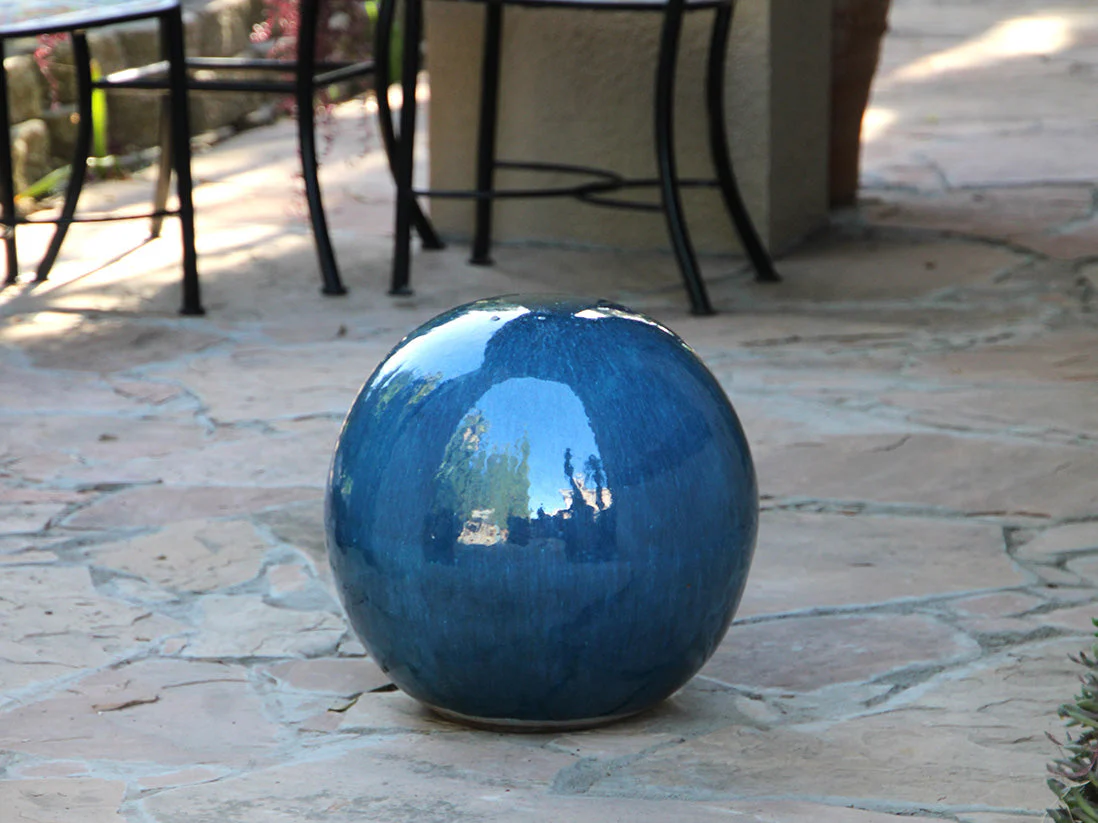 Outdoor Decorative Sphere Glazed 16" By Plantatorem - Image 9