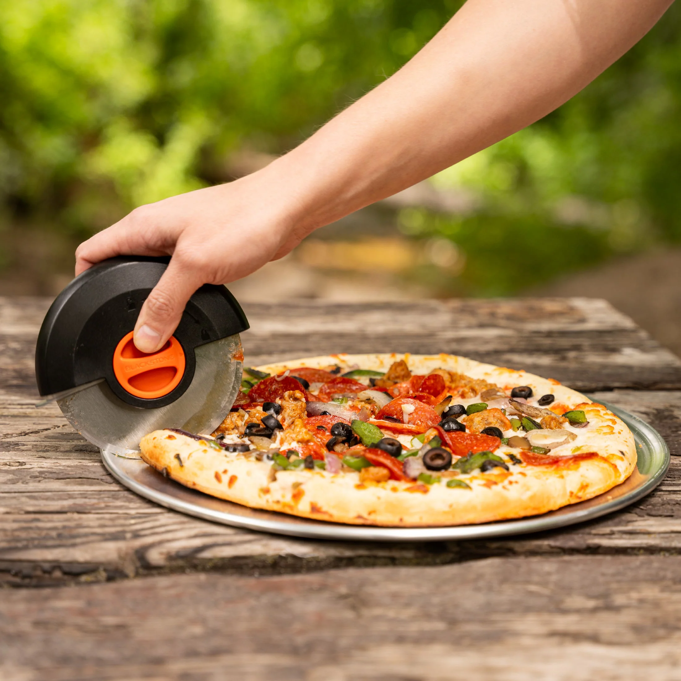 Palm Pizza Cutter - Image 5