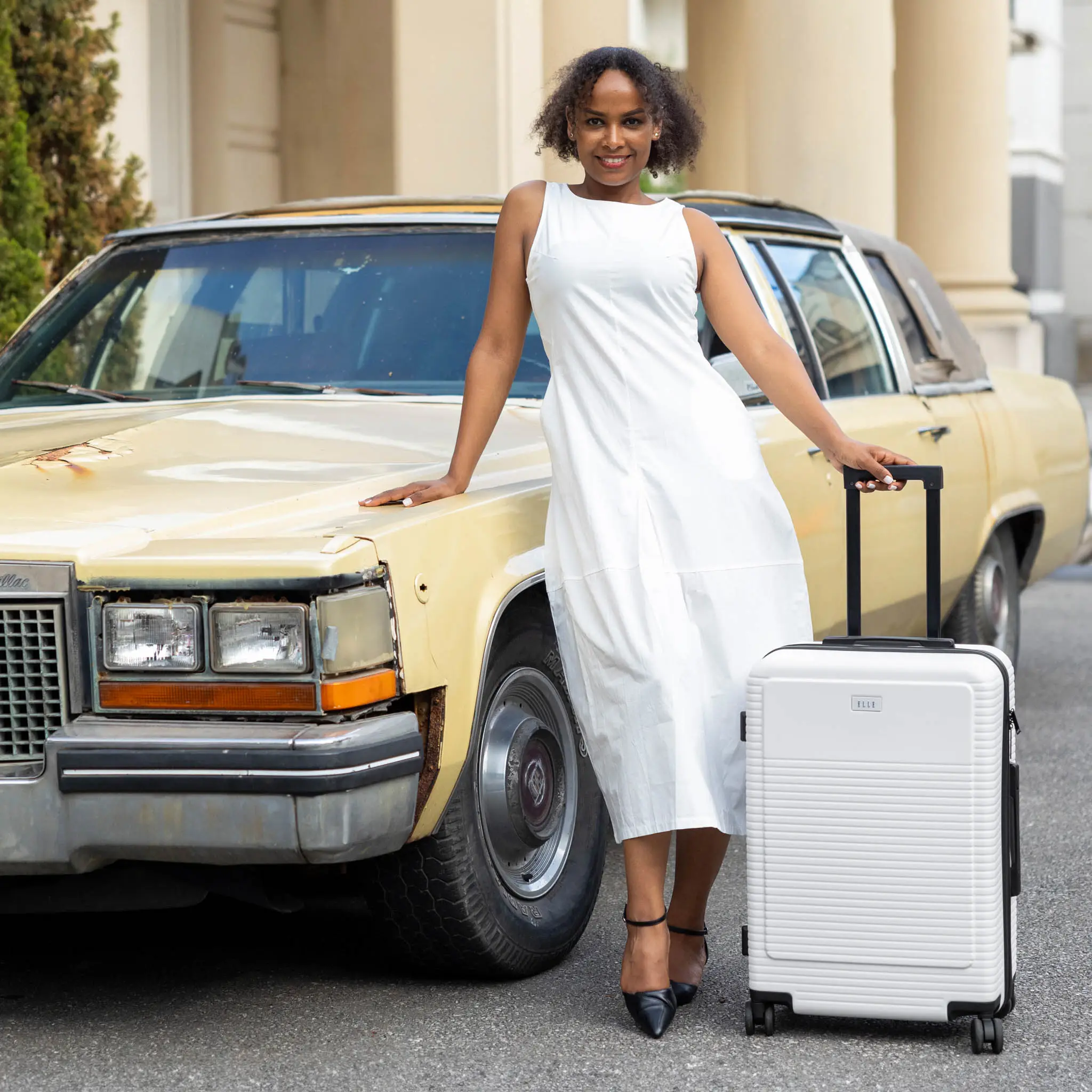 Passage Sleek Luggage Set - Image 2