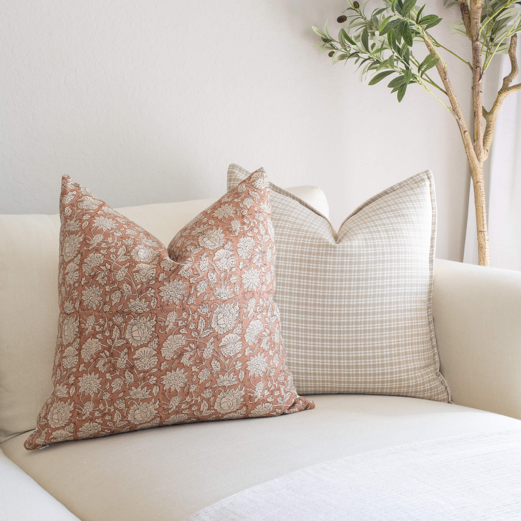 Paz Handwoven Pillow Cover - Image 8