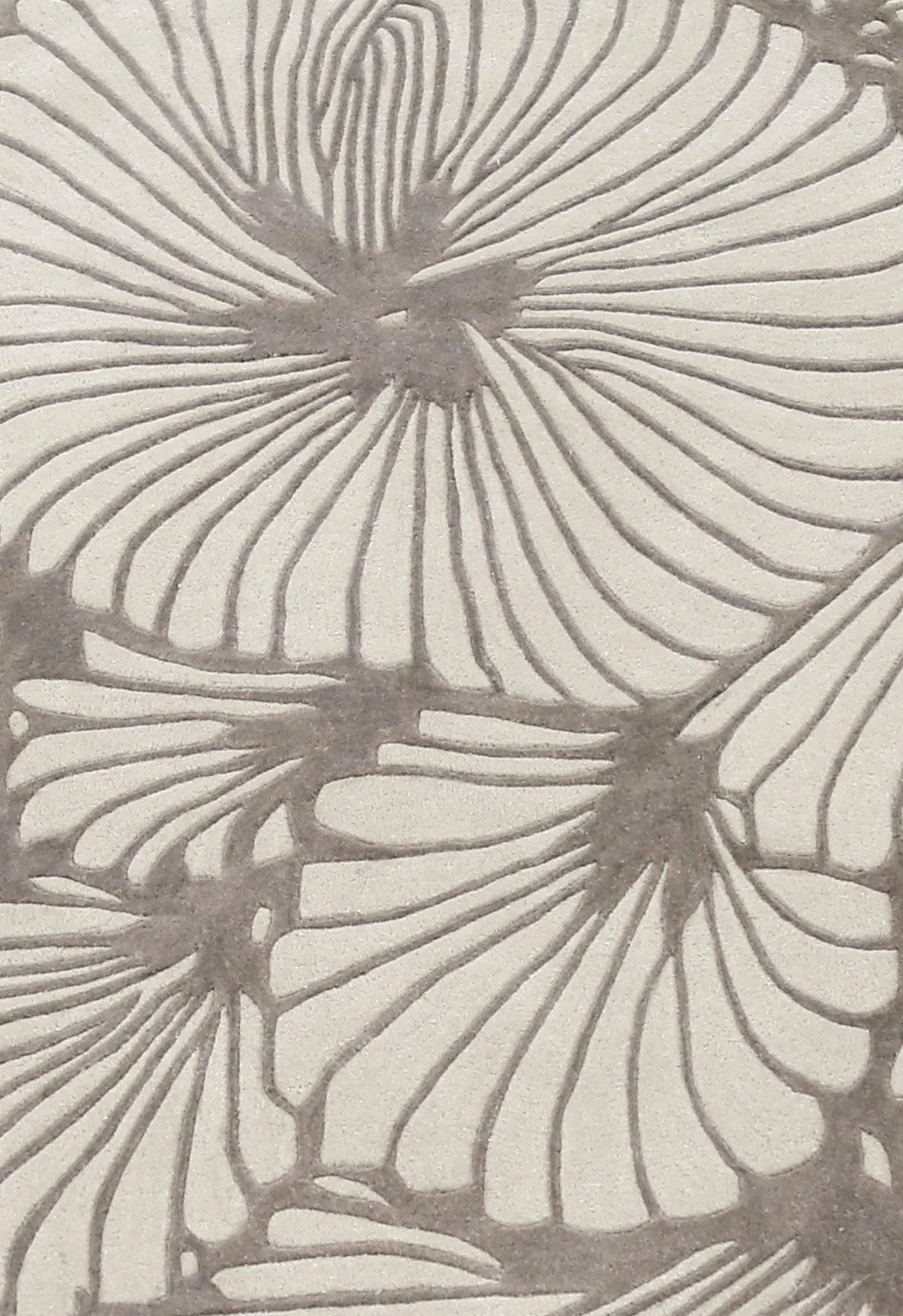 Petals Modern Floral Lace Beige Hand Tufted 5x7 Wool Rug - Image 6