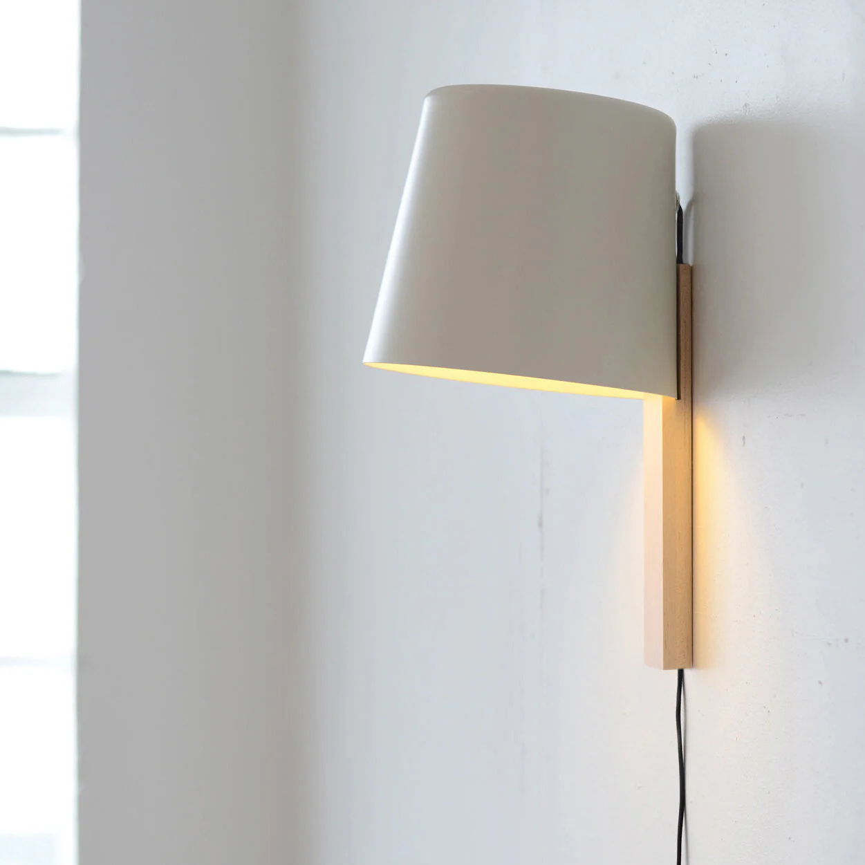 Pilot Sconce Lamp - Image 4