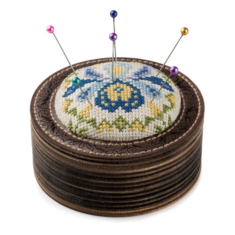 Pincushion Kit Irises FLTL-081 - Image 2