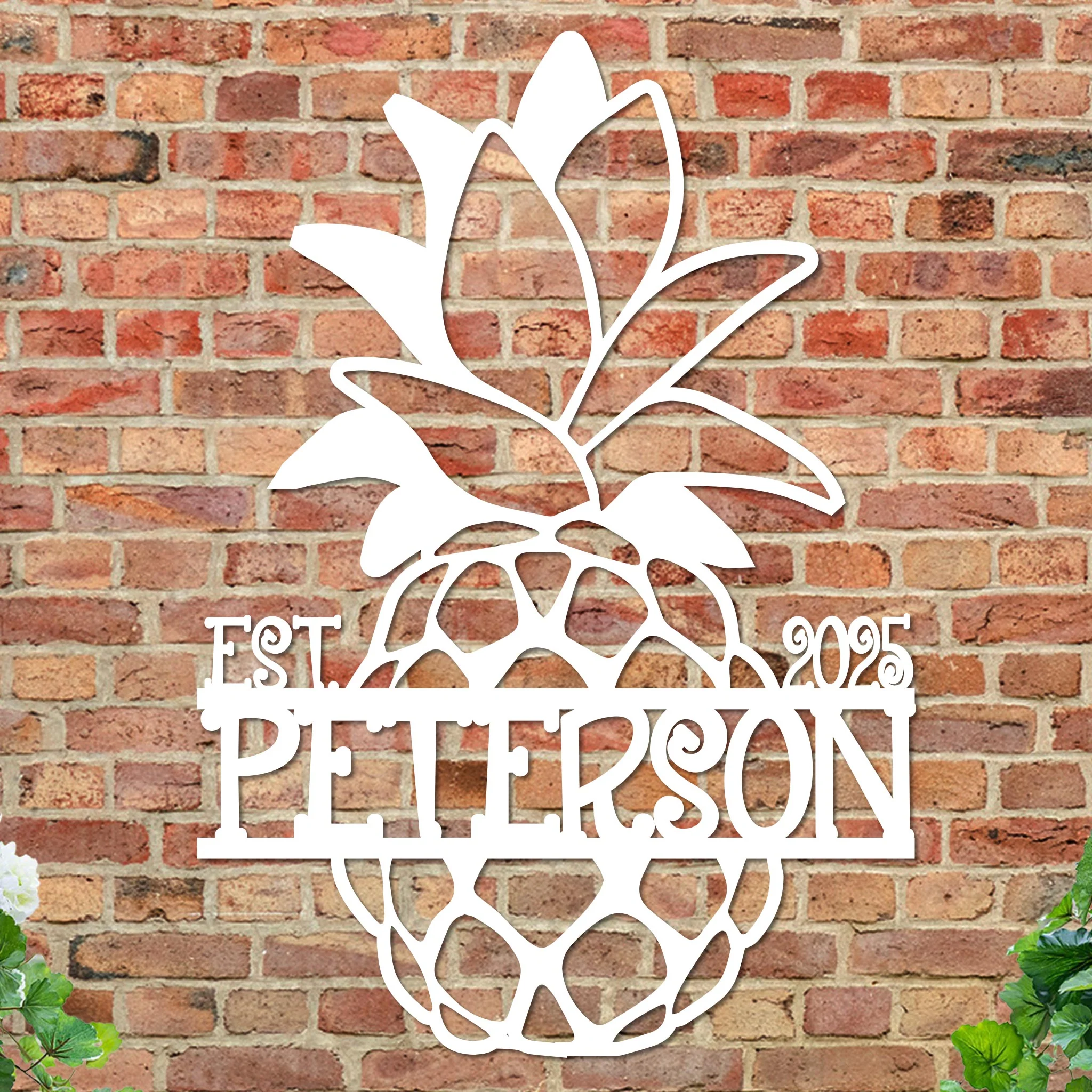 Pineapple Name Sign - Image 2