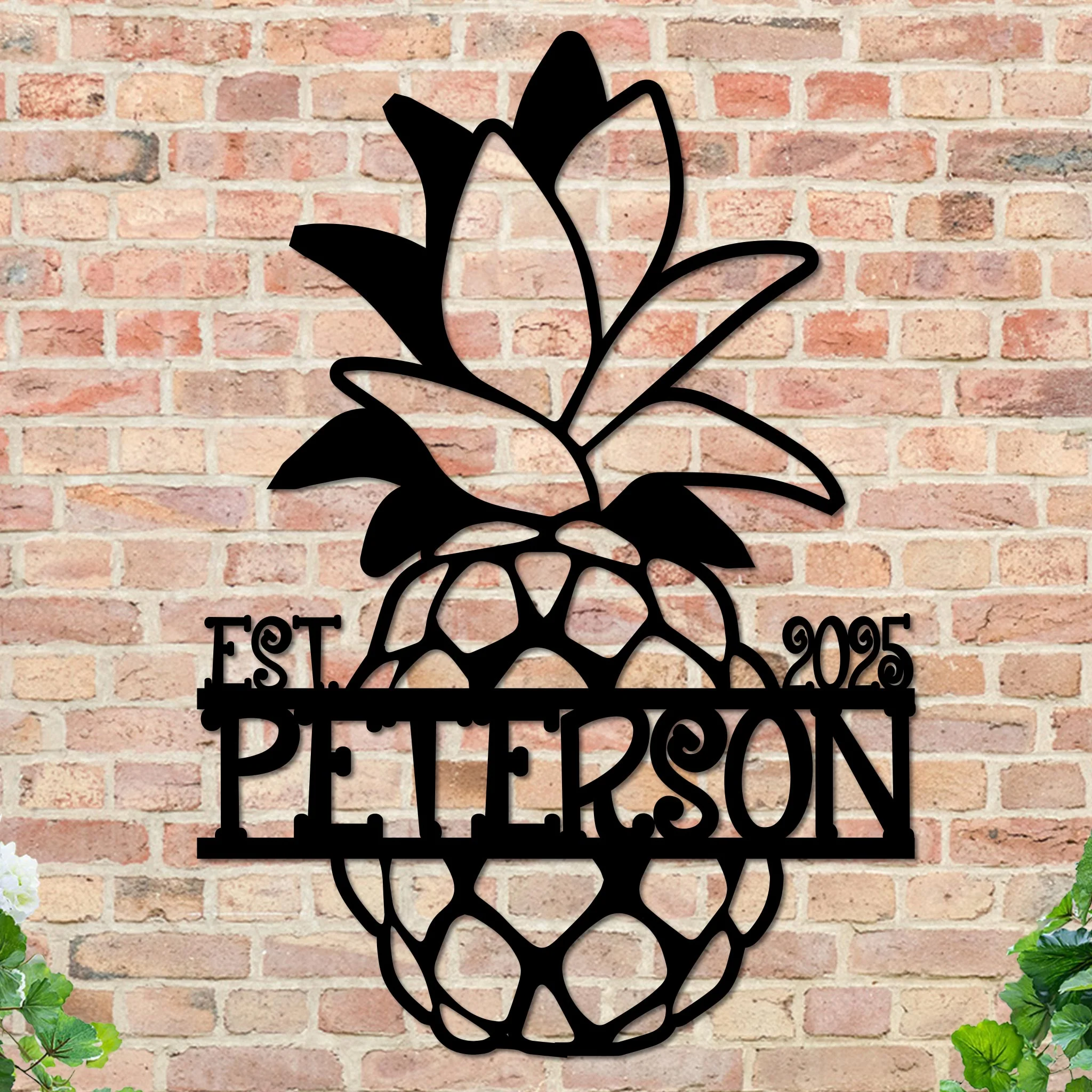 Pineapple Name Sign - Image 6