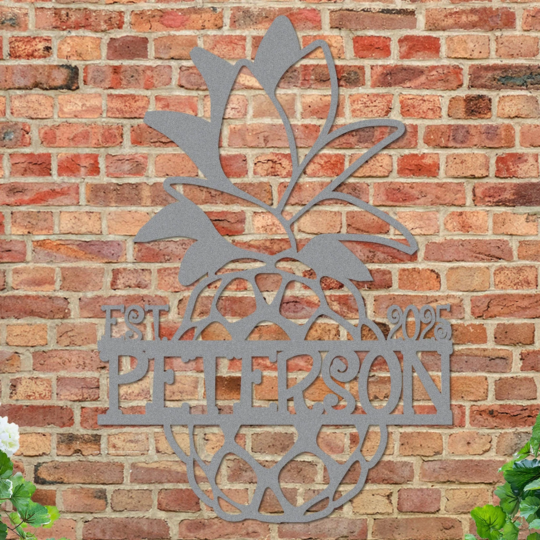 Pineapple Name Sign - Image 7