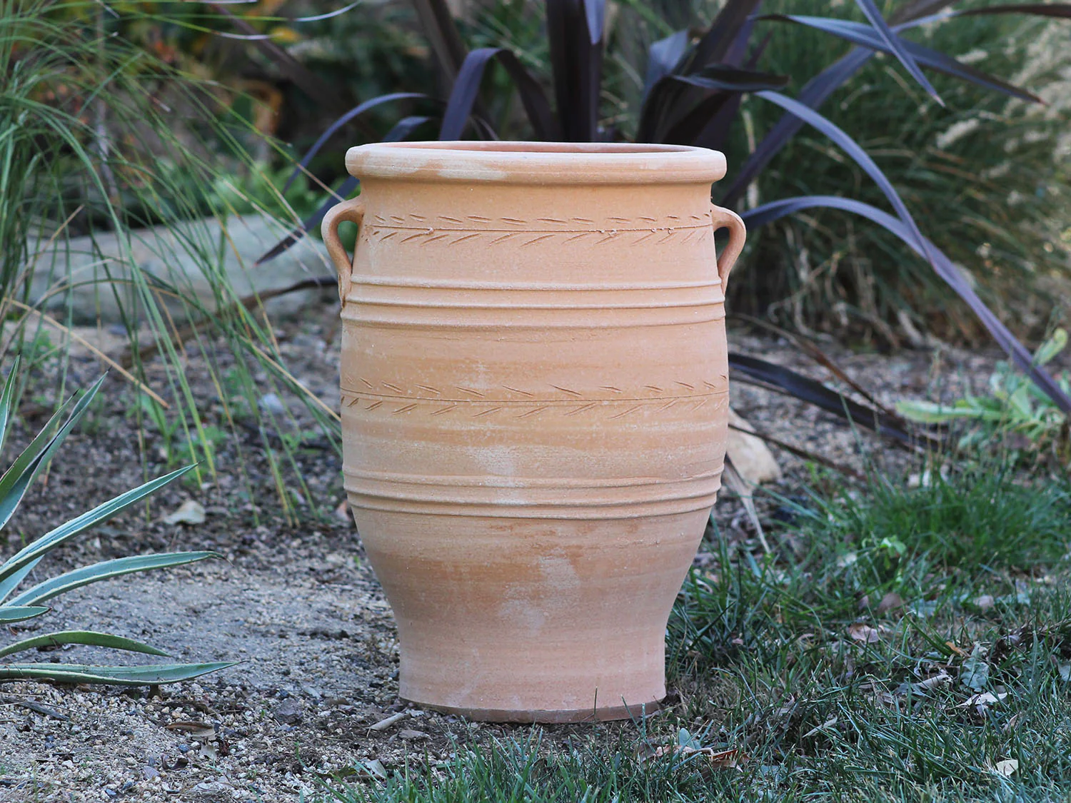 Pithari Urn By Plantatorem - Image 4