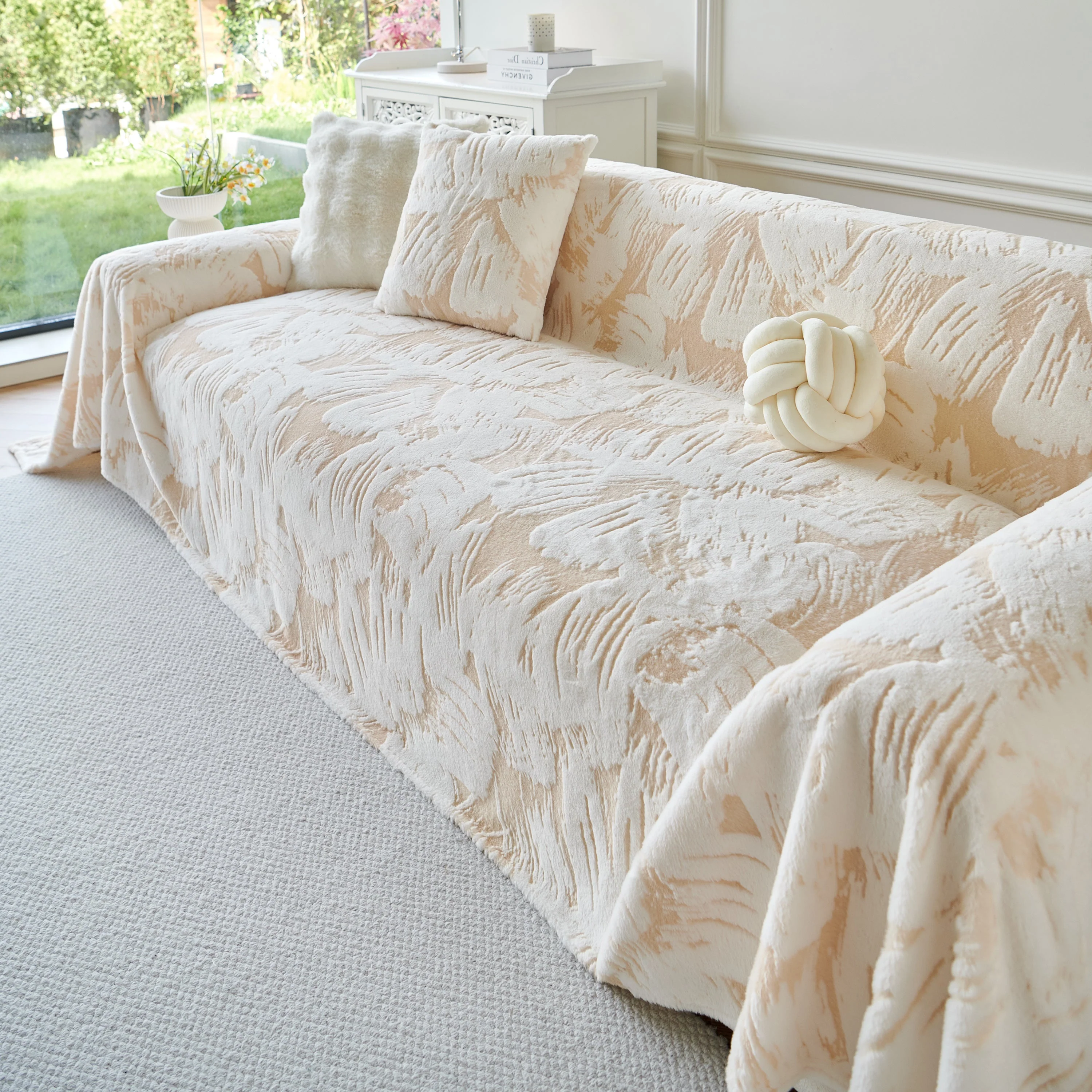 Plush Faux Fur Warm Sofa Cover with Waves Jacquard Textured Throw Blankets for Couch - Image 13